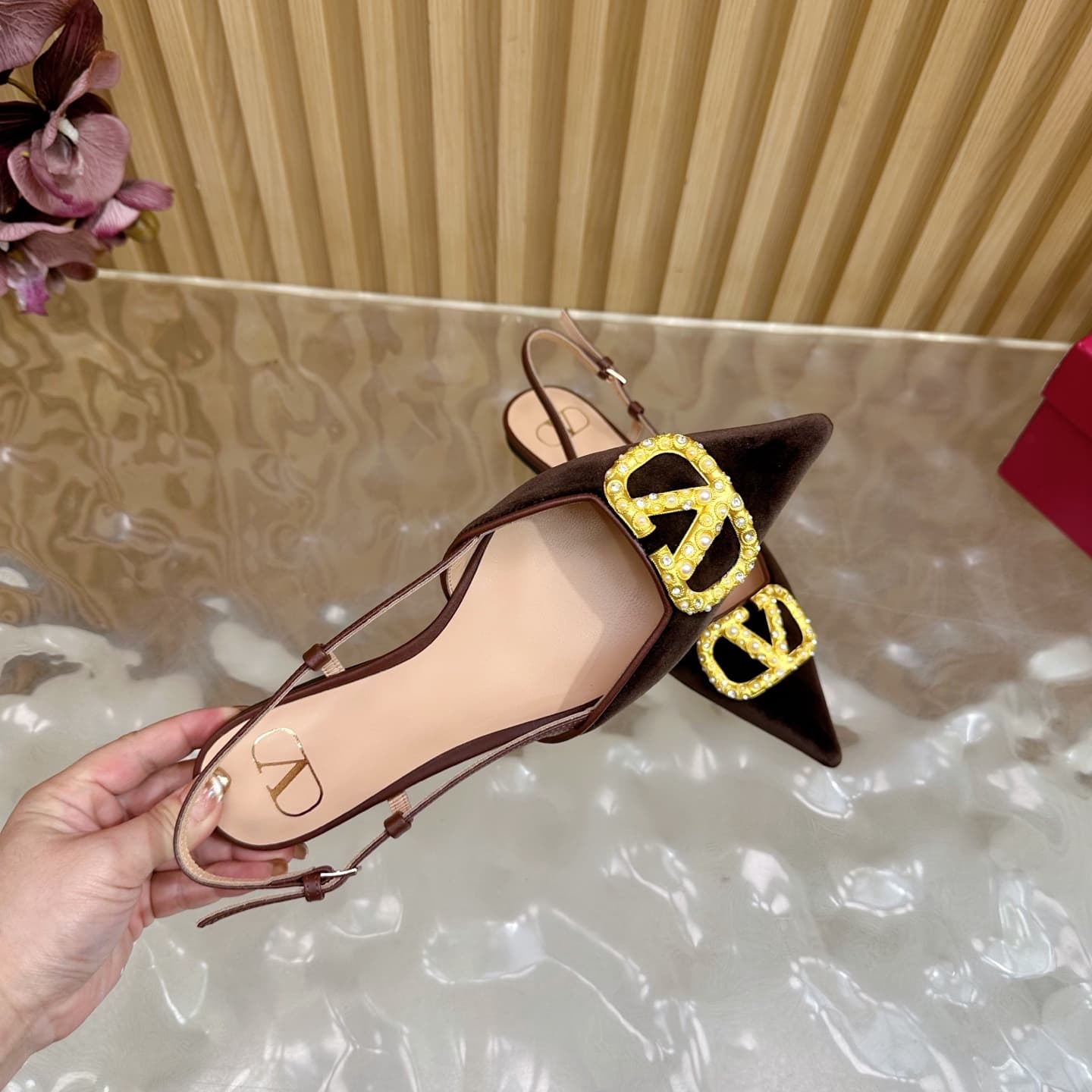 Valentino Vlogo Signature Slingback Pump Shoes Low