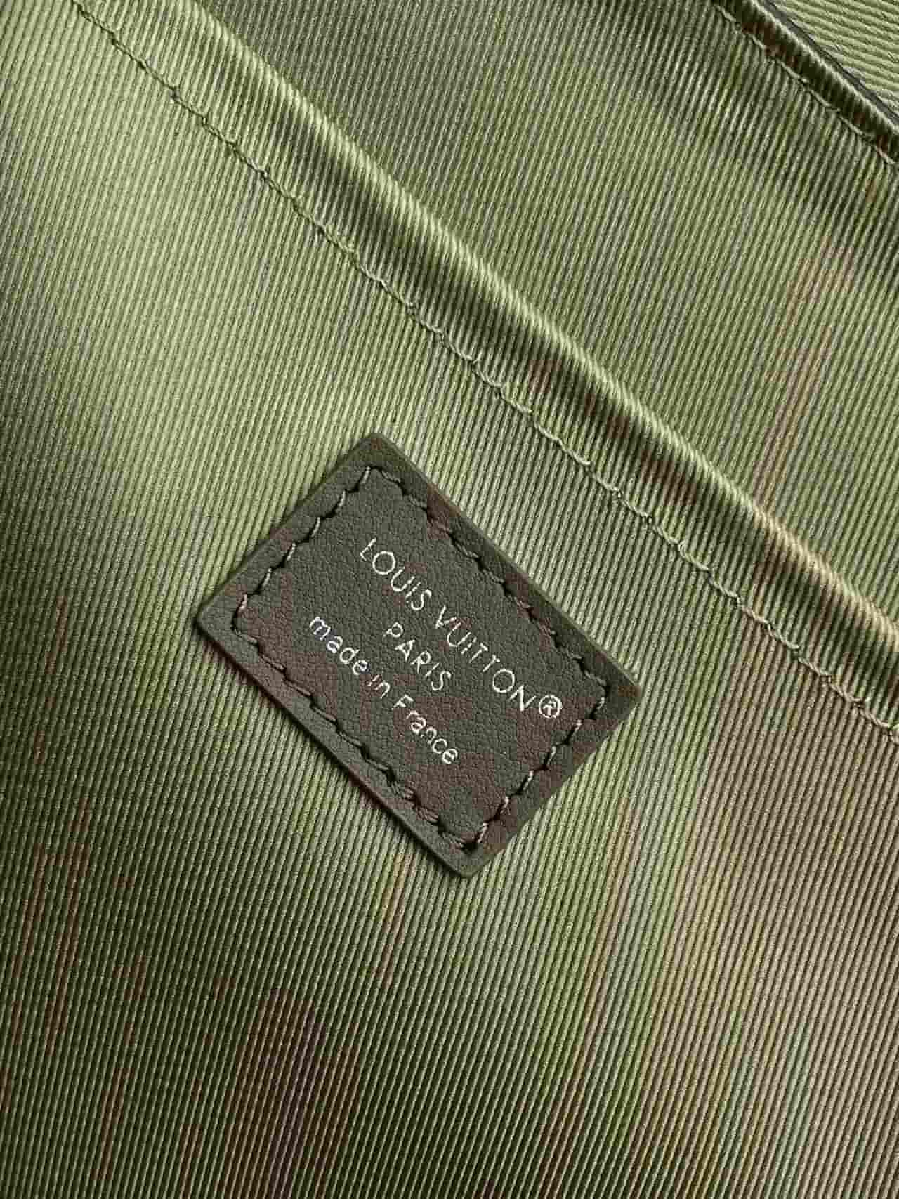 Louis Vuitton Courrier Messenger Khaki Green Monogram Eclipse coated canvas M28629 High