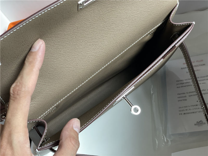 Hermes Kelly Depeches 25 Pouch Epsom Leather Gri Elephant WAX High
