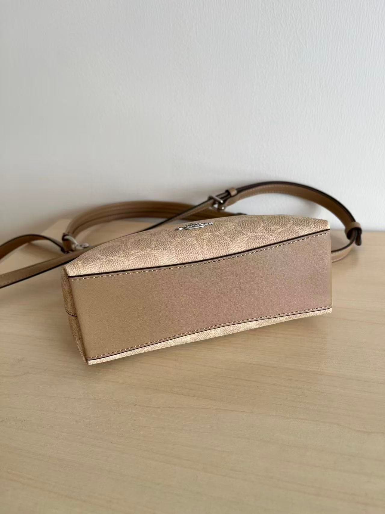 Coach Laurel Shoulder Bag in Signature Canvas With Chain High
