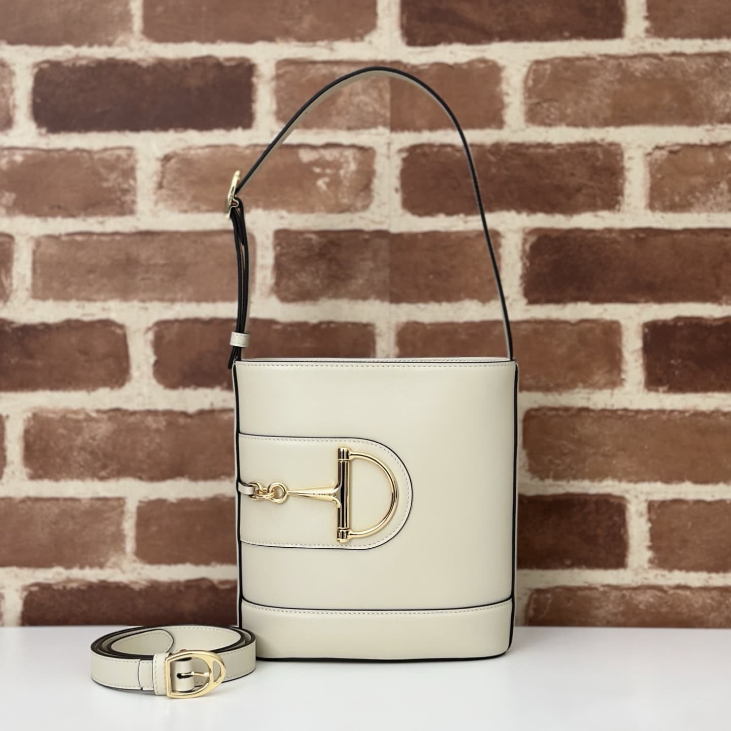 Gucci 73 small bucket bag 833665 High