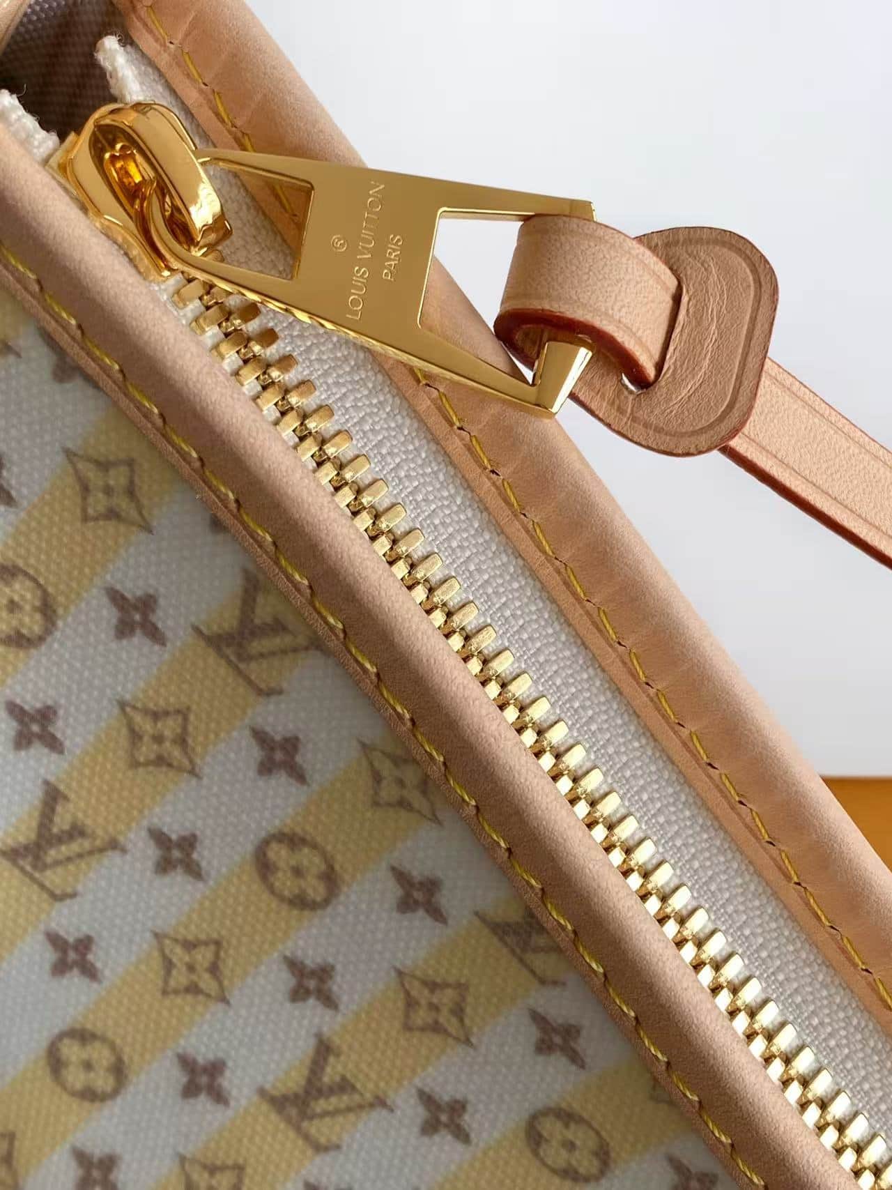 Louis Vuitton Carryall East West Banana Coated canvas M29139 High