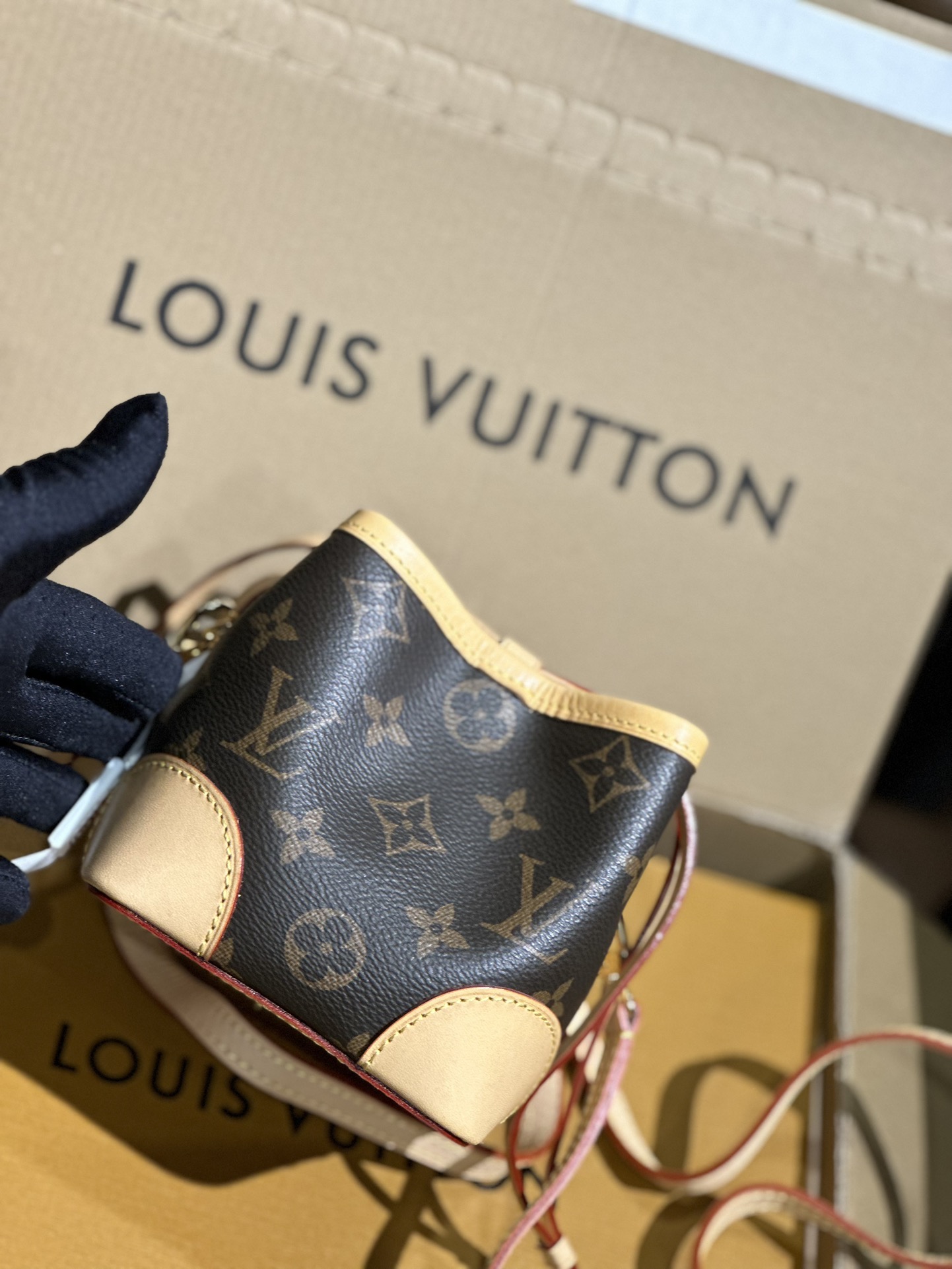 Louis Vuitton NOE PURSE Monogram High