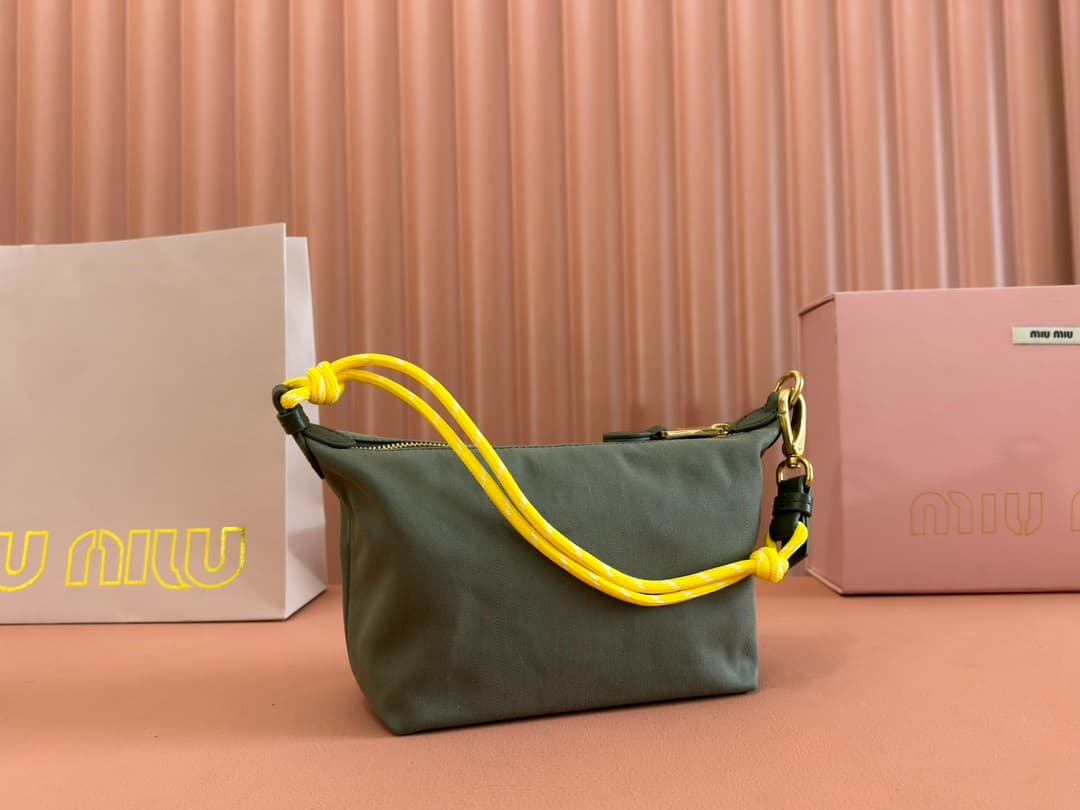 Miu Miu Gabardine pouch Green 5NE841 High