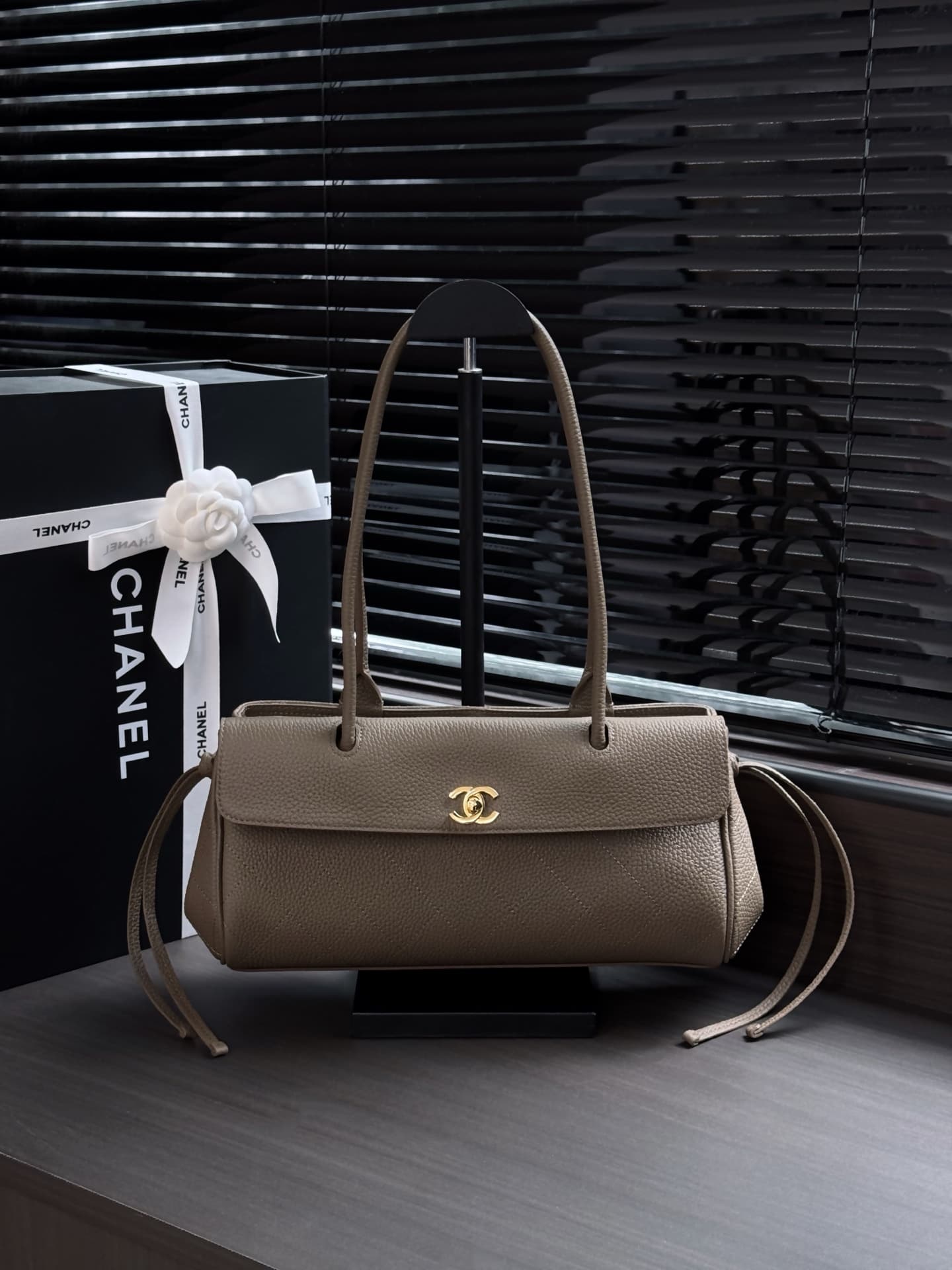 Chanel SMALL SHOPPING BAG Grained Calfskin & Gold-Tone Metal Grey AS6288 A