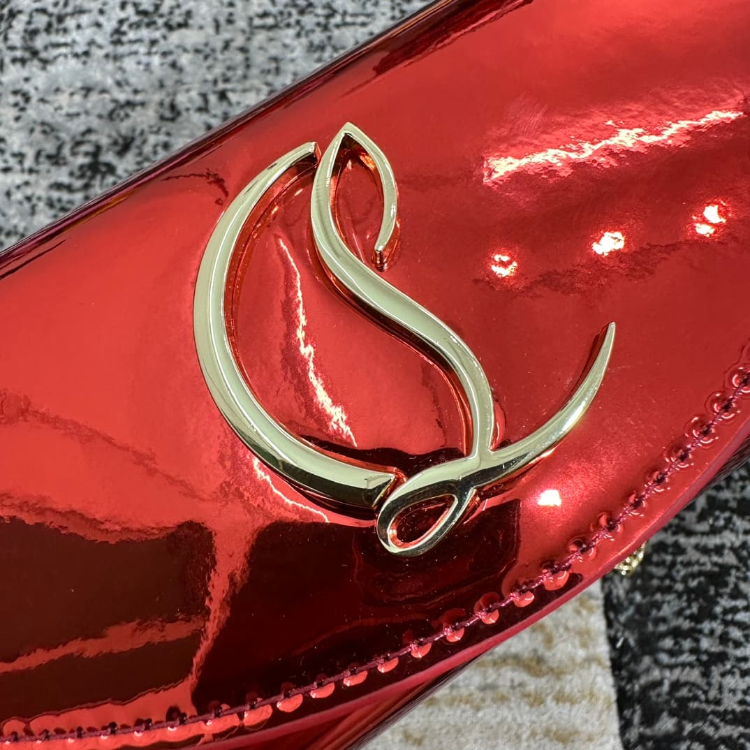 Christian Louboutin Loubi54 patent leather shoulder bag in red High