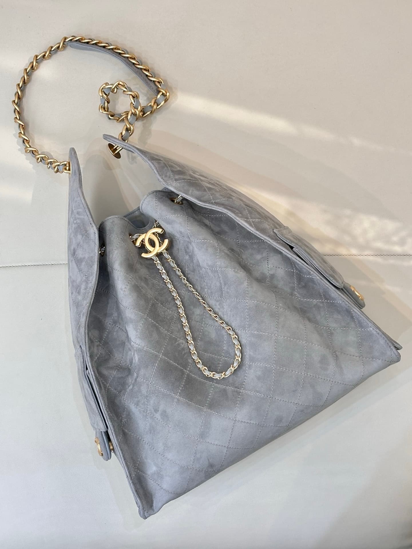 Chanel 25 Medium Hobo handbag AS5311 Suede &Gold-tone Metal Light Grey TOP