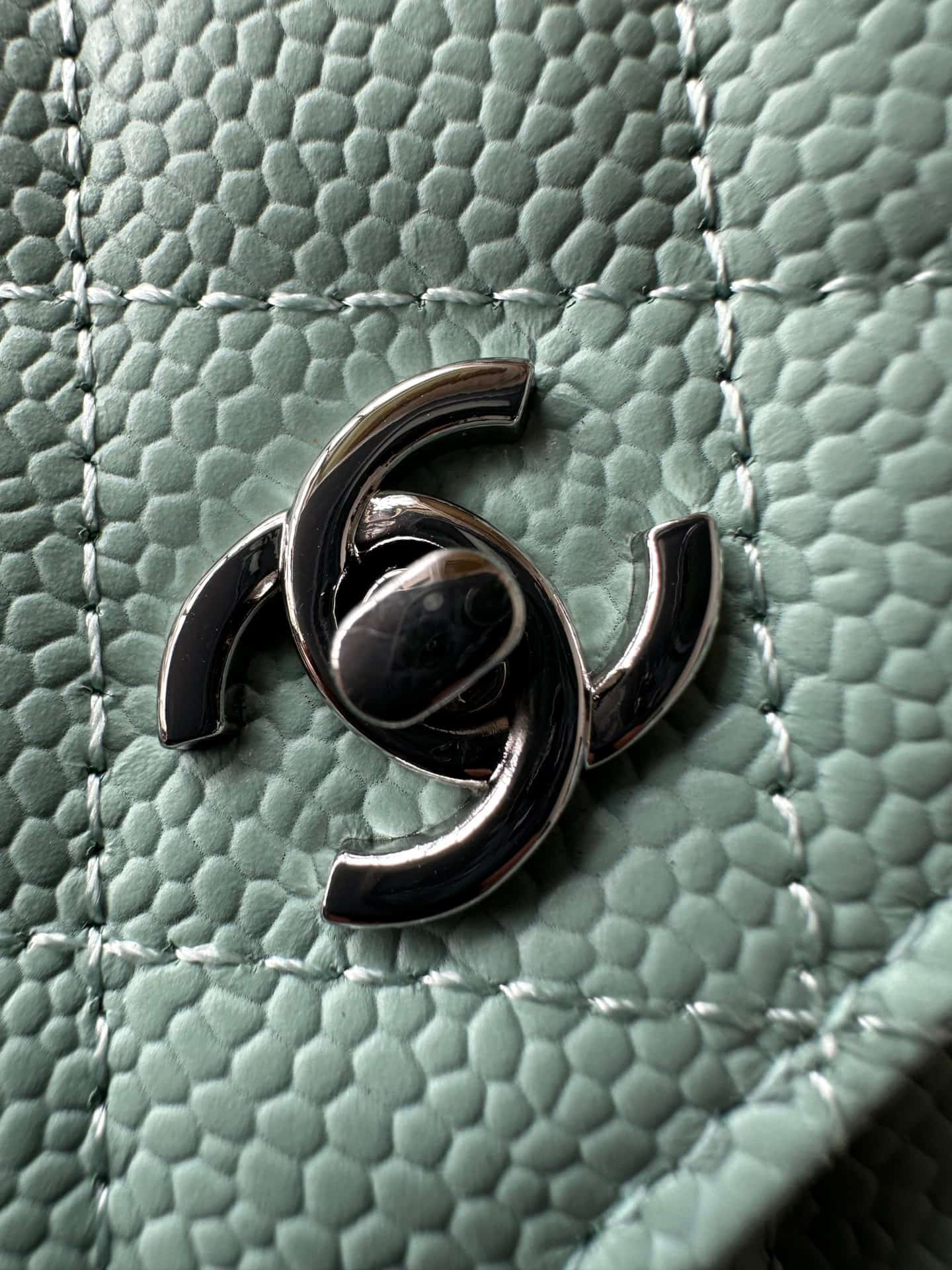 Chanel Classic Wallet on Chain Grained Shiny Calfskin & Silver-Tone Metal AP4241 Light Green High