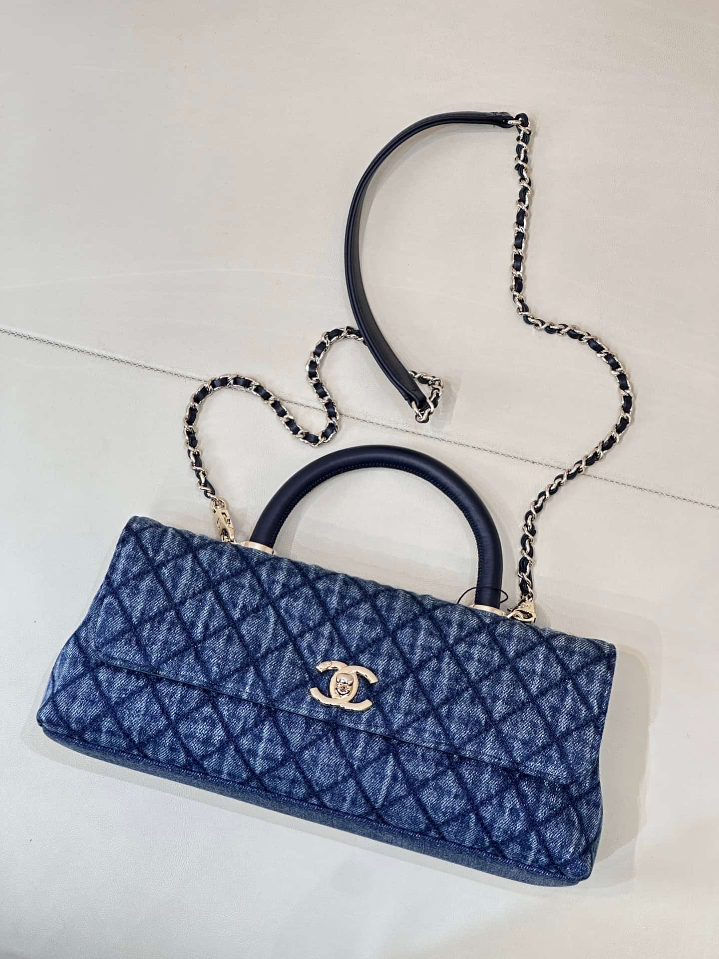 Chanel Maxi Flap Bag with Top Handle Washed Denim& Gold-Tone Metal AS6091 Blue TOP