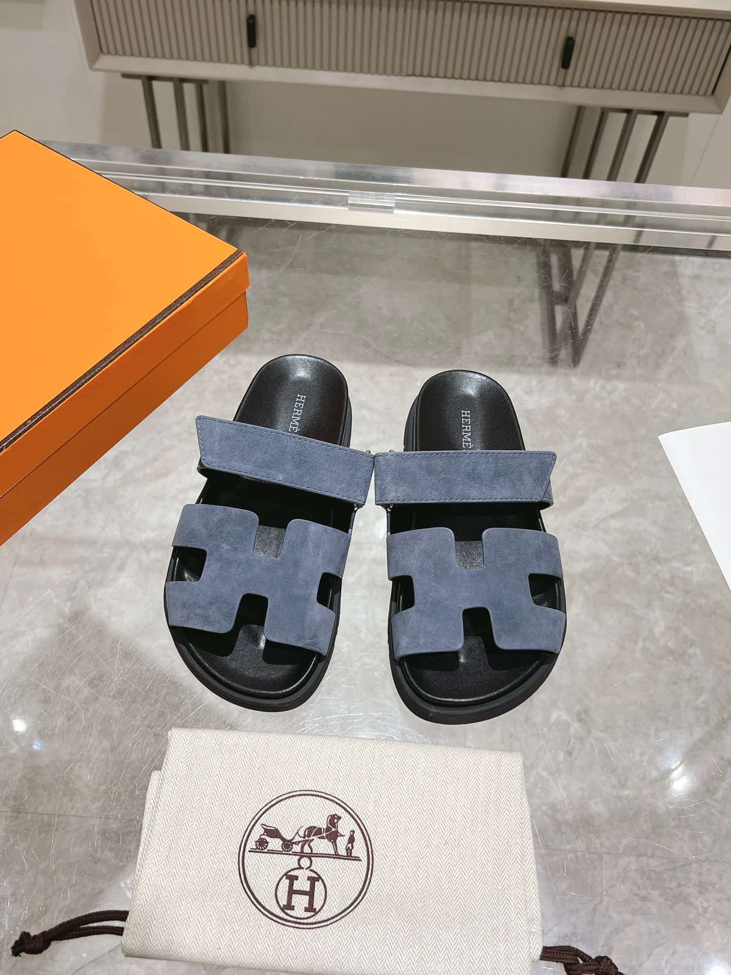 Hermès Chypre braided suede sandals Women Men