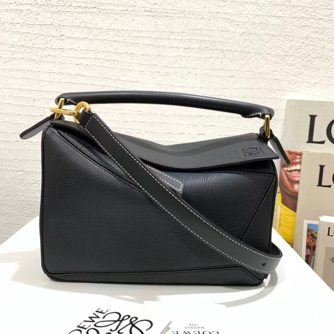 Small Puzzle bag in grained calfskin Black Gold-Metal High