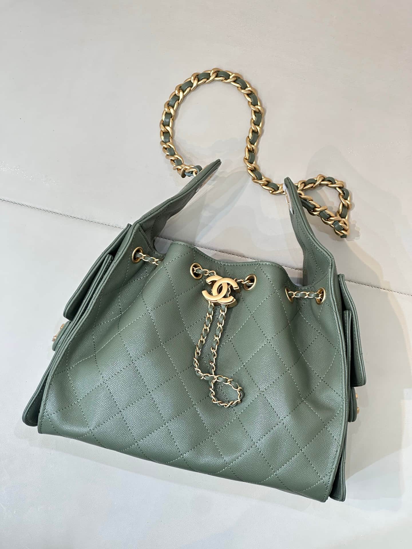 Chanel 25 Small Hobo handbag AS5293 Grained Calfskin & Gold-tone Metal Green TOP