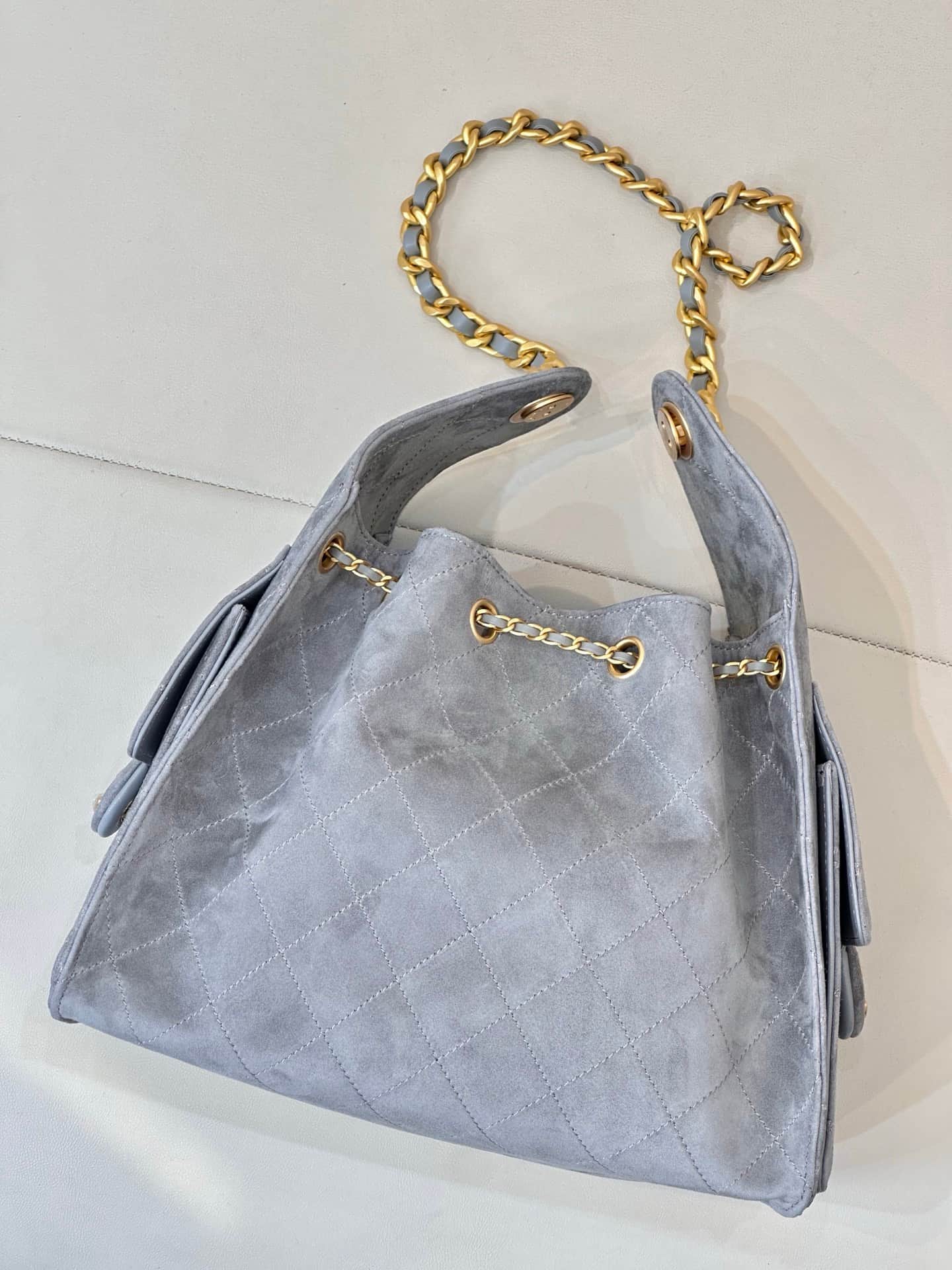 Chanel 25 Small Hobo handbag AS5293 Suede &Gold-tone Metal Grey TOP