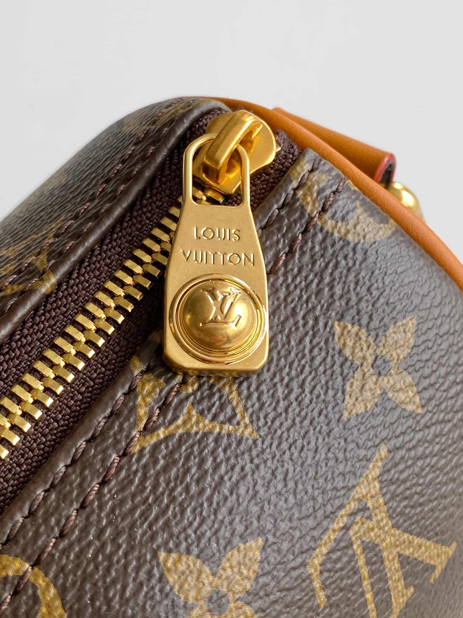 Louis Vuitton Keepall Bandoulière 25 Monogram Archive coated canvas M28957 High