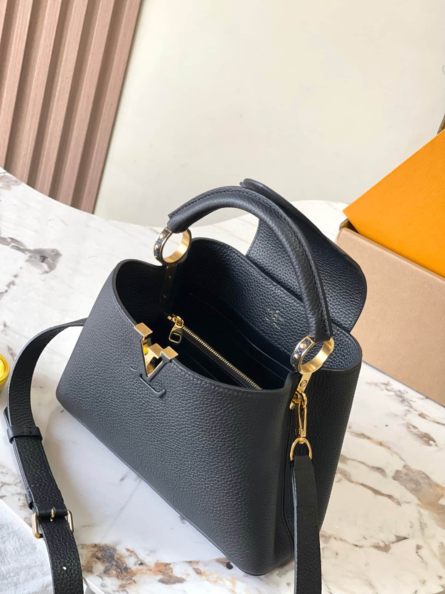 Louis Vuitton Capucines BB Taurillon Leather M24728 Black Top