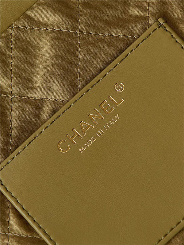 Chanel 22 MINI HANDBAG Shiny Calfskin Mustard & Gold-Tone Metal AS3980 A