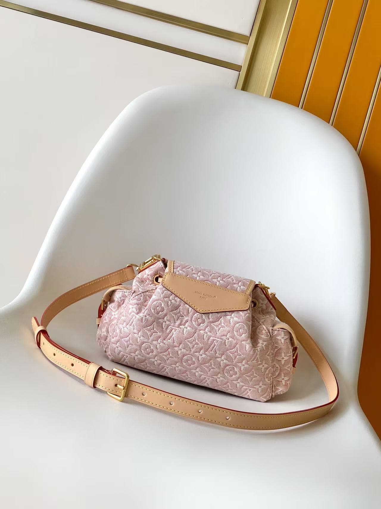 Louis Vuitton Odyssee PM Monogram Emblème Rose Ruban M29974 High