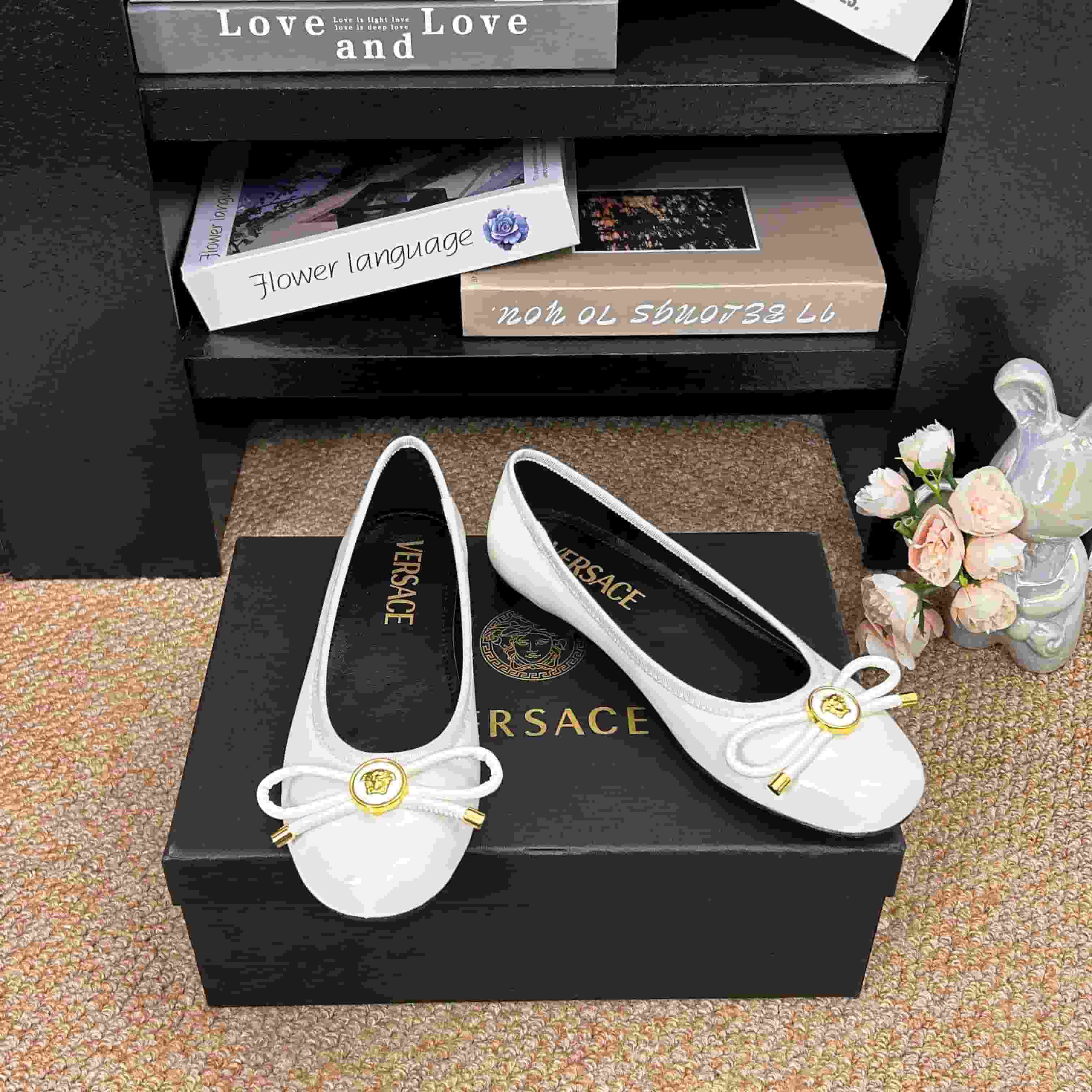 Versace Opera Bow patent-leather Ballet Flats Shoes Women