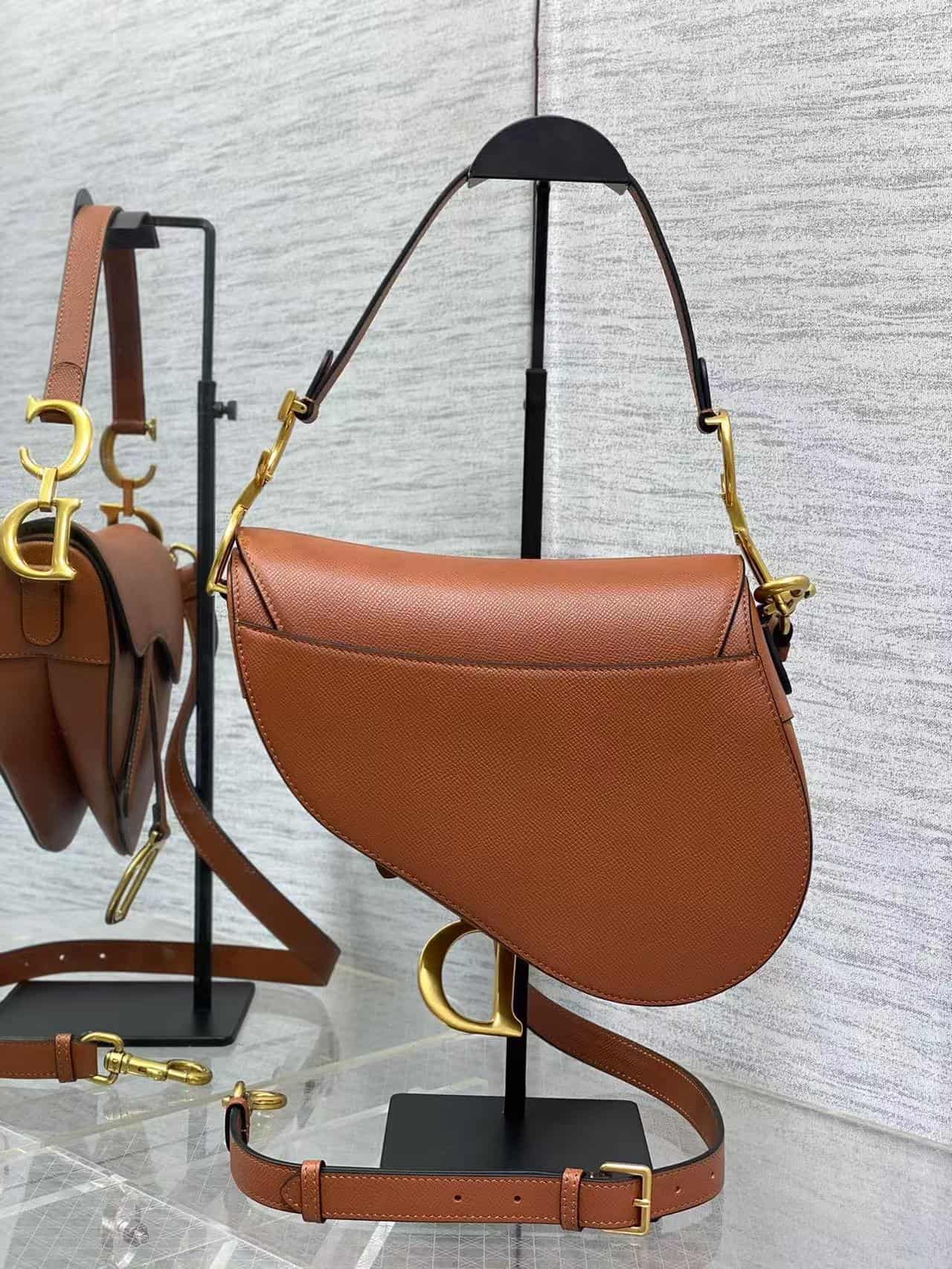 SADDLE BAG Grained Calfskin Caramel High
