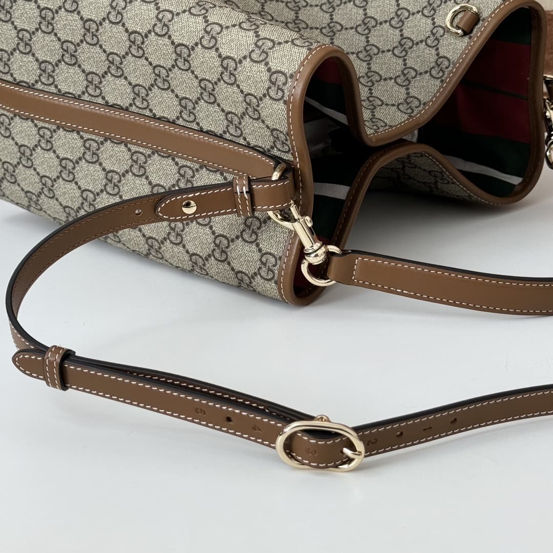 Gucci GG Emblem medium bucket bag 815103 High