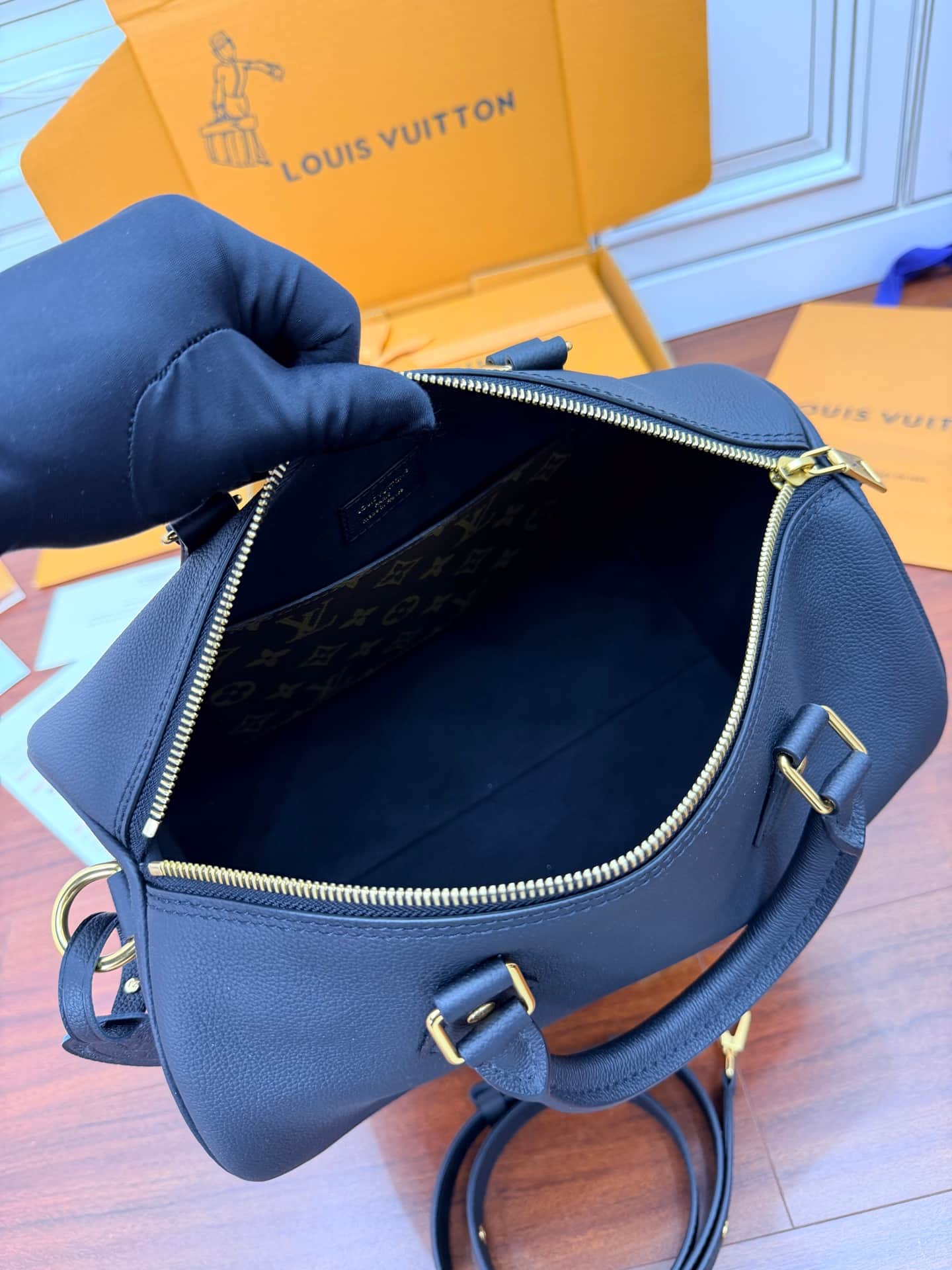 Louis Vuitton Speedy Soft 30 Low Key Black Grained Calf leather M24891 TOP