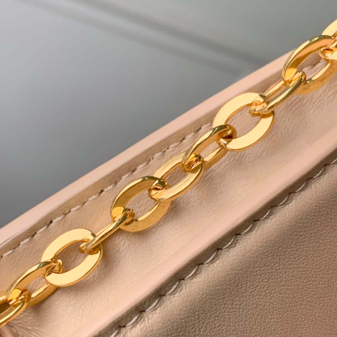 Louis Vuitton Wallet On Chain LV Bloom Macchiato Cream Calfskin leather M14581 High