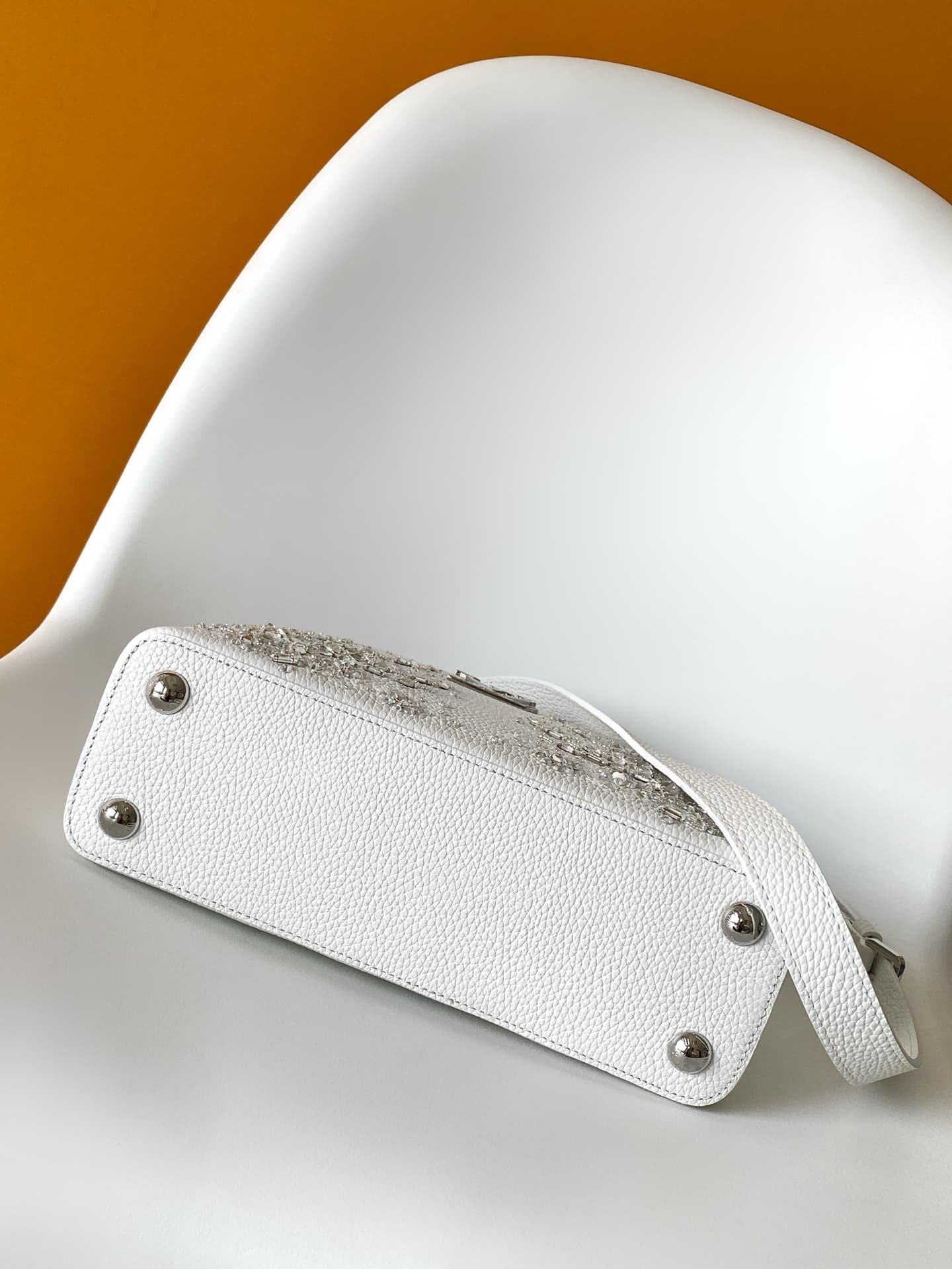 Louis Vuitton Capucines Mini Lily White Calf Pirita leather with embroidered sequins M25934 TOP