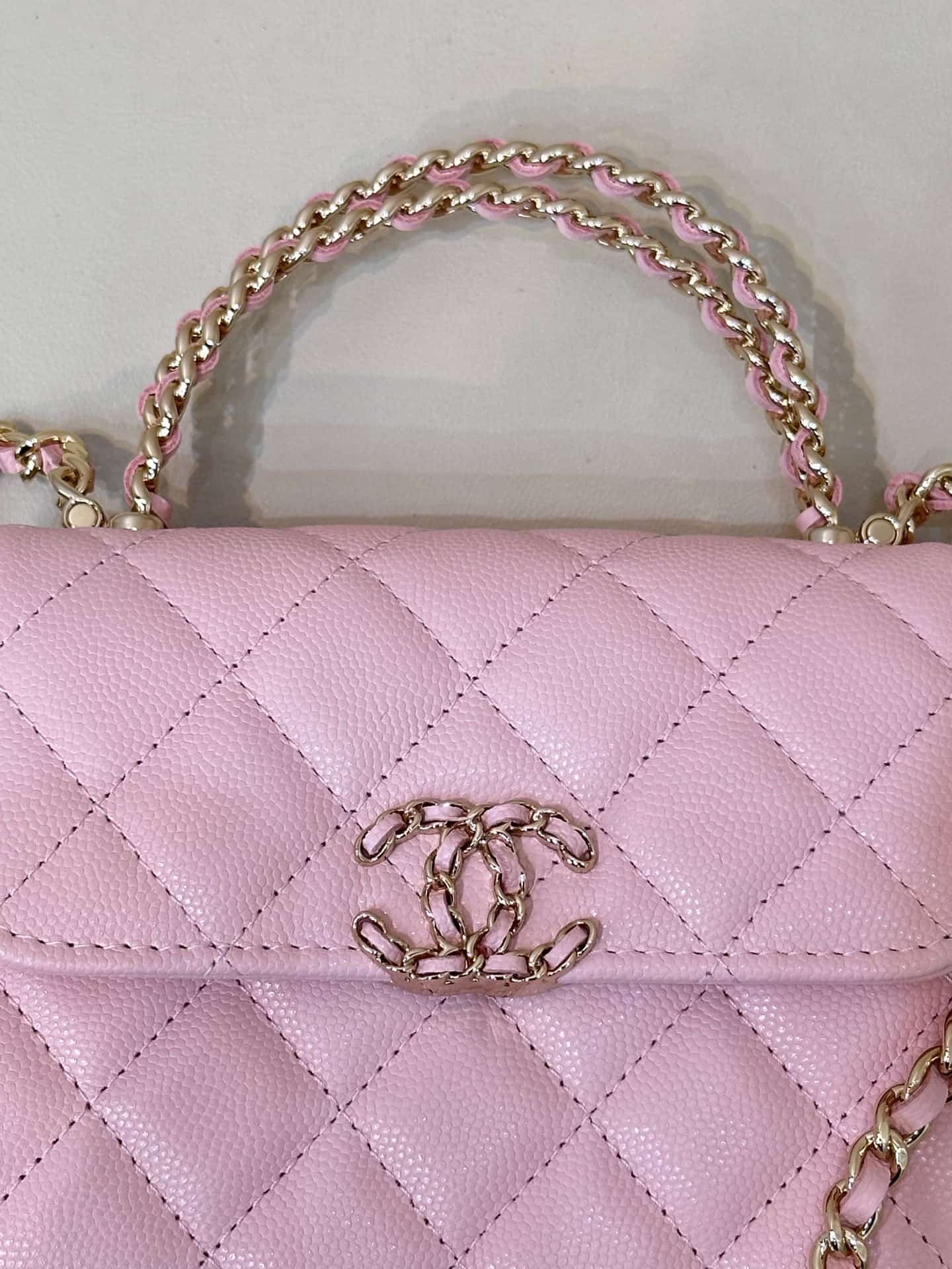 Chanel Clutch with chain Grained Calfskin&Gold-Tone Metal Pink AP3236 TOP