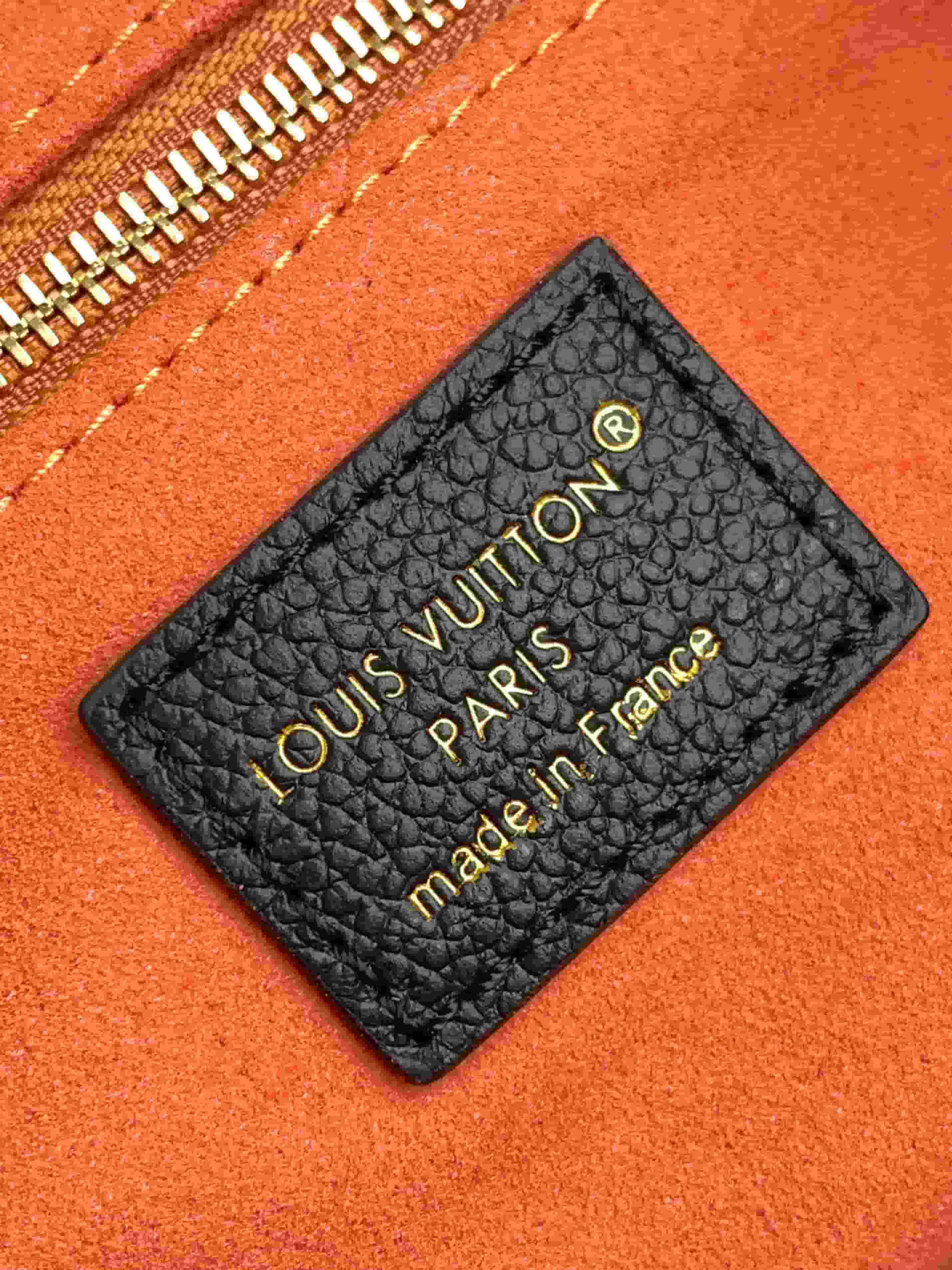 Louis Vuitton Anytime PM Black Cowhide leather M14414 High
