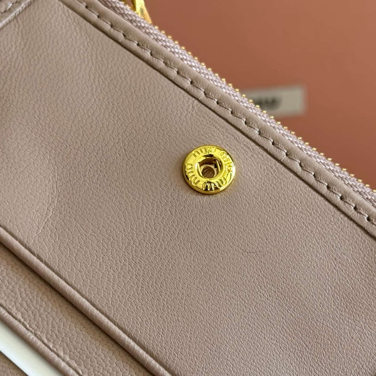 Miu Miu Begonia Powder Pink Matelassé Nappa Leather Wallet 5MV017 TOP