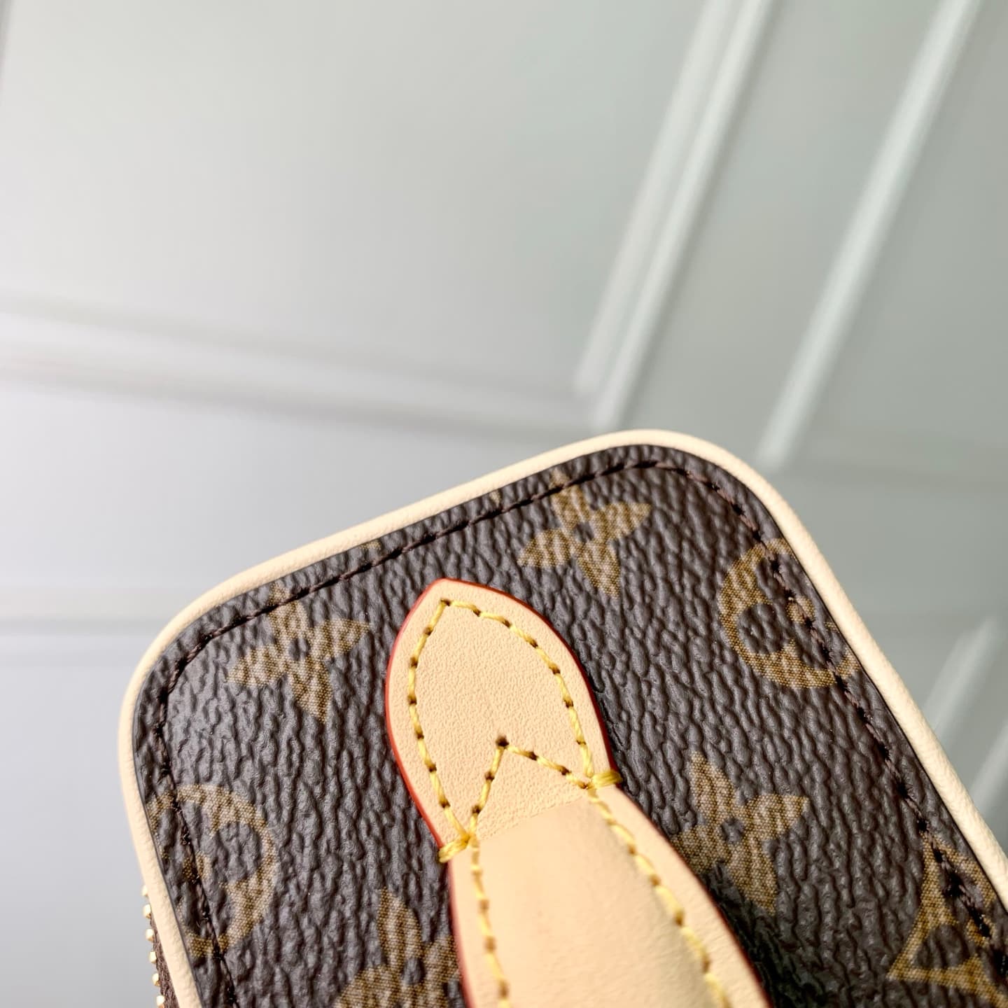 Louis Vuitton Micro Vanity Case Monogram coated canvas M03772 High