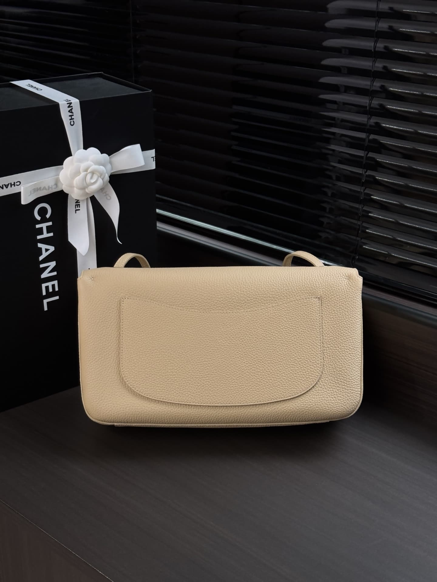 Chanel Maxi Flapbag Grained Calfskin & Silver-Tone Metal Beige AS6231 A