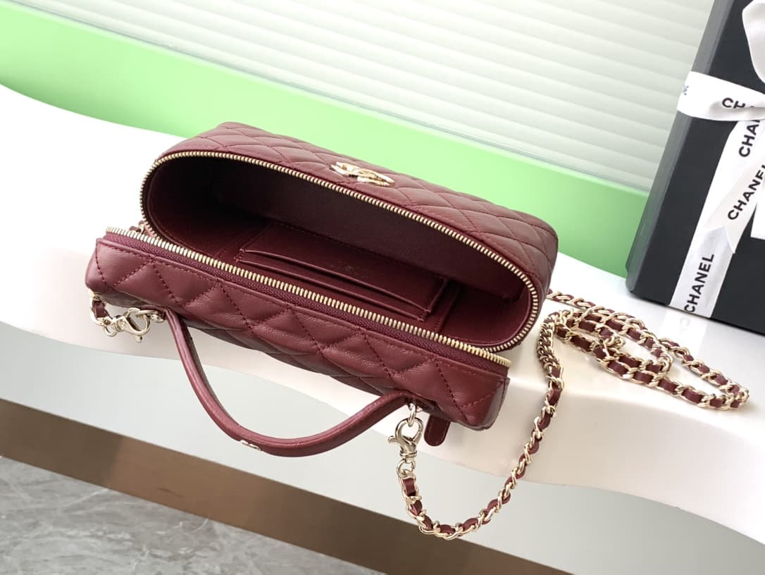 Chanel VANITY WITH CHAIN AP4407 Lambskin & Gold-Tone Metal Red High