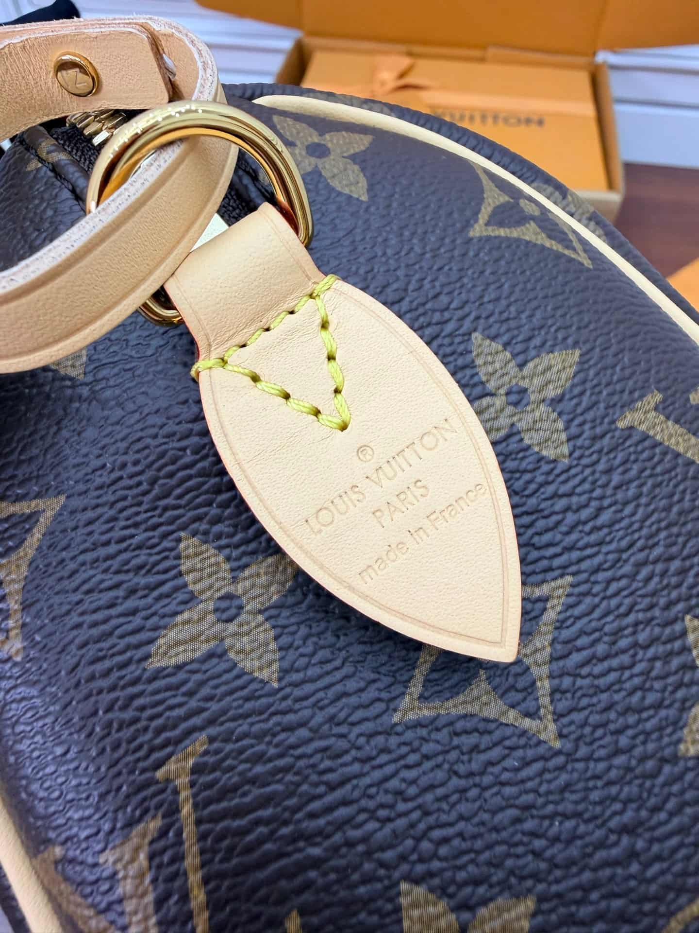 Louis Vuitton Speedy Bandoulière 20 Monogram coated canvas M13039 TOP