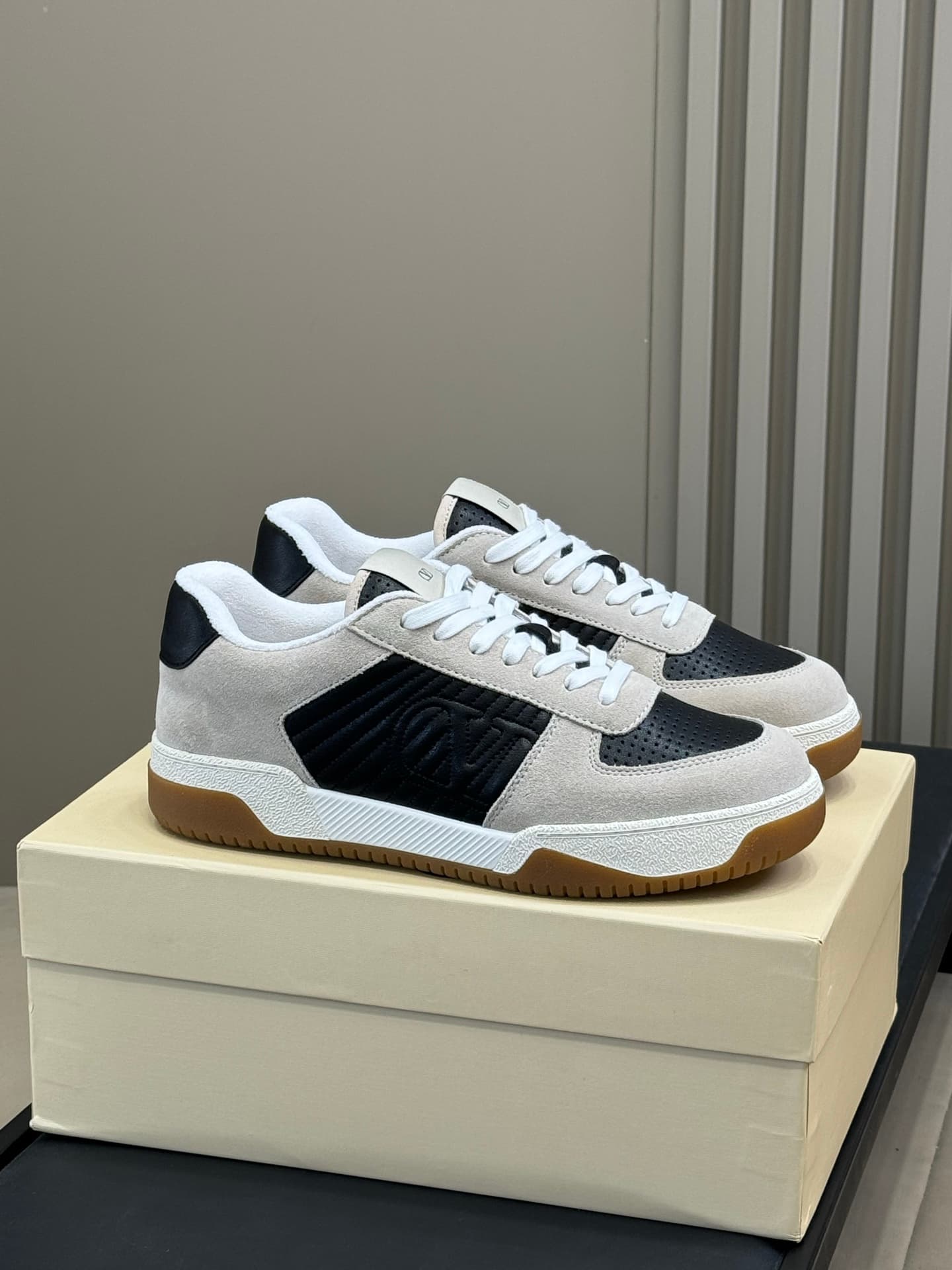 Valentino Sparry Sneaker In Split Shoes Men Women