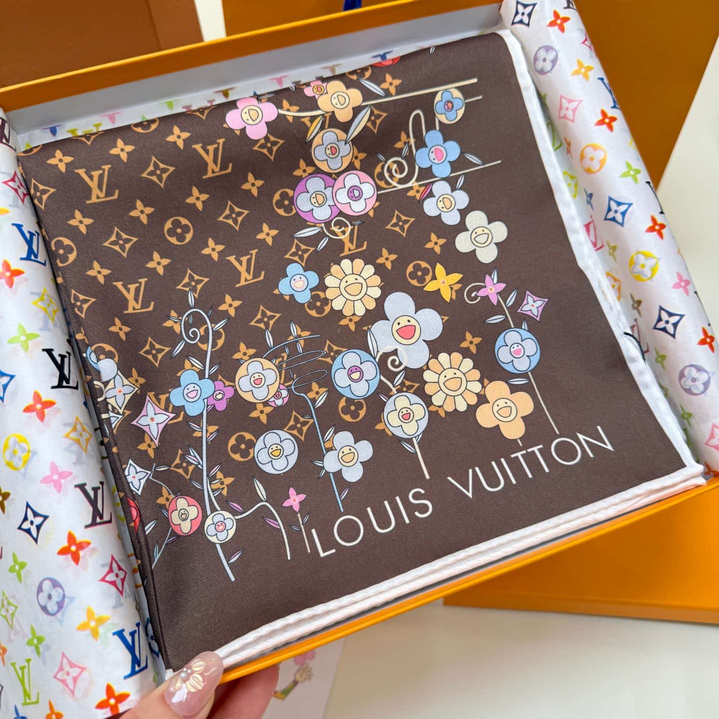 Louis Vuitton x Takashi Murakami Monogram Superflat Flowers Square 90 scarves