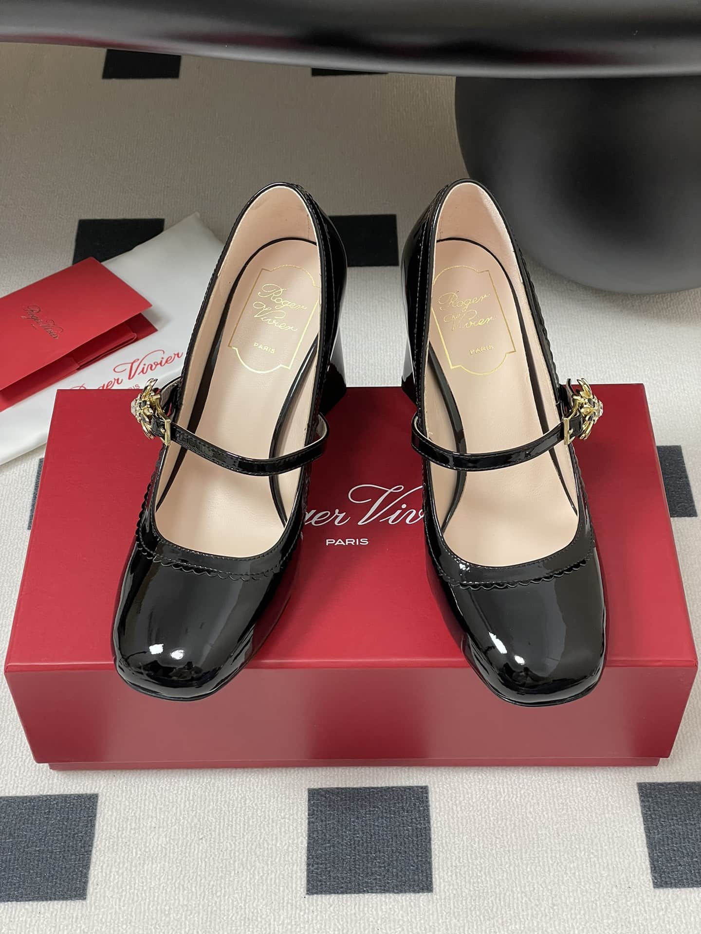 Roger Vivier Tres Vivier Mary Jane Pumps Shoes Women