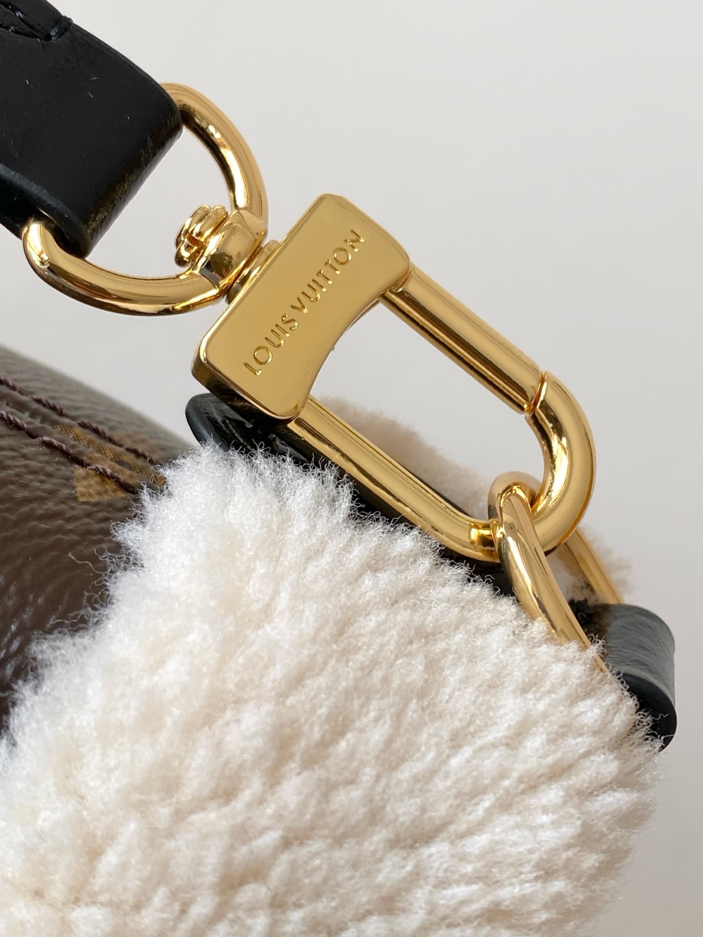 Louis Vuitton Neverfull Bandoulière Inside Out BB Monogram Shearling Coated canvas M26315 High