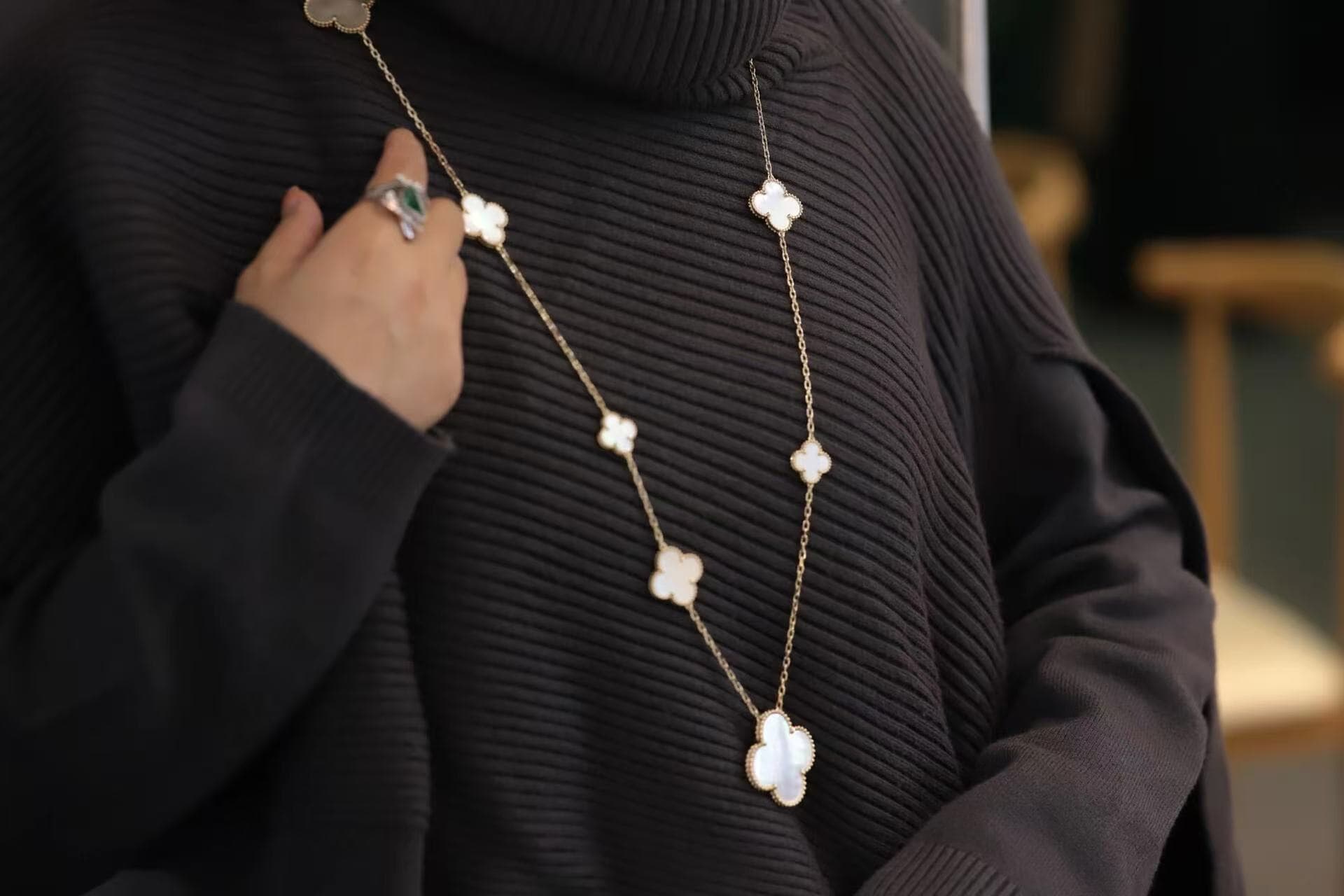 Van Cleef & Arpels Magic Alhambra long Necklace High