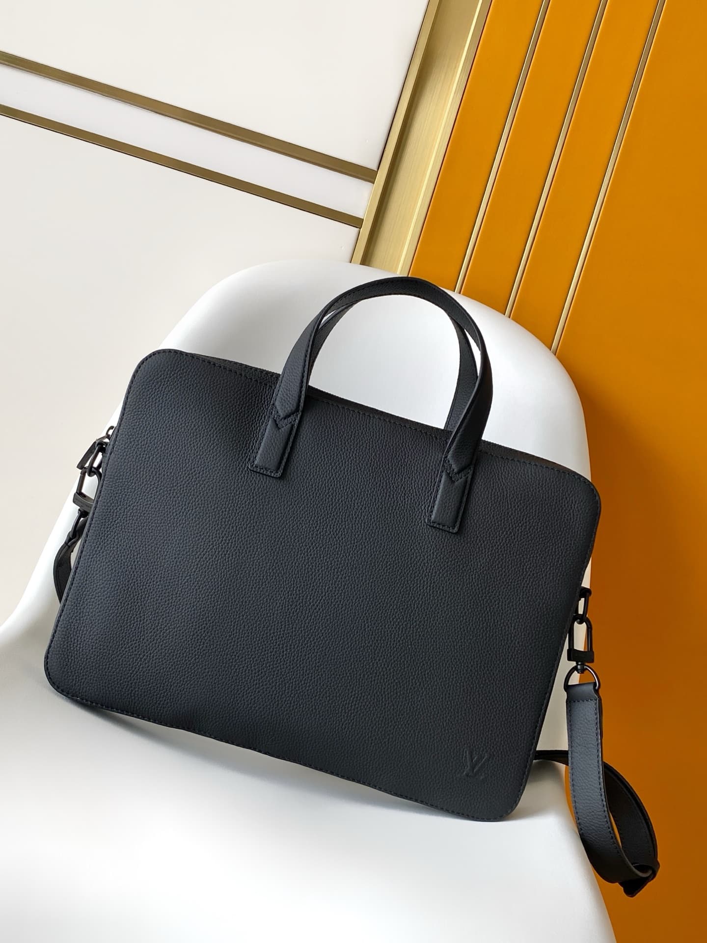 Louis Vuitton Gate Briefcase Black Waxy calfskin M15258 High