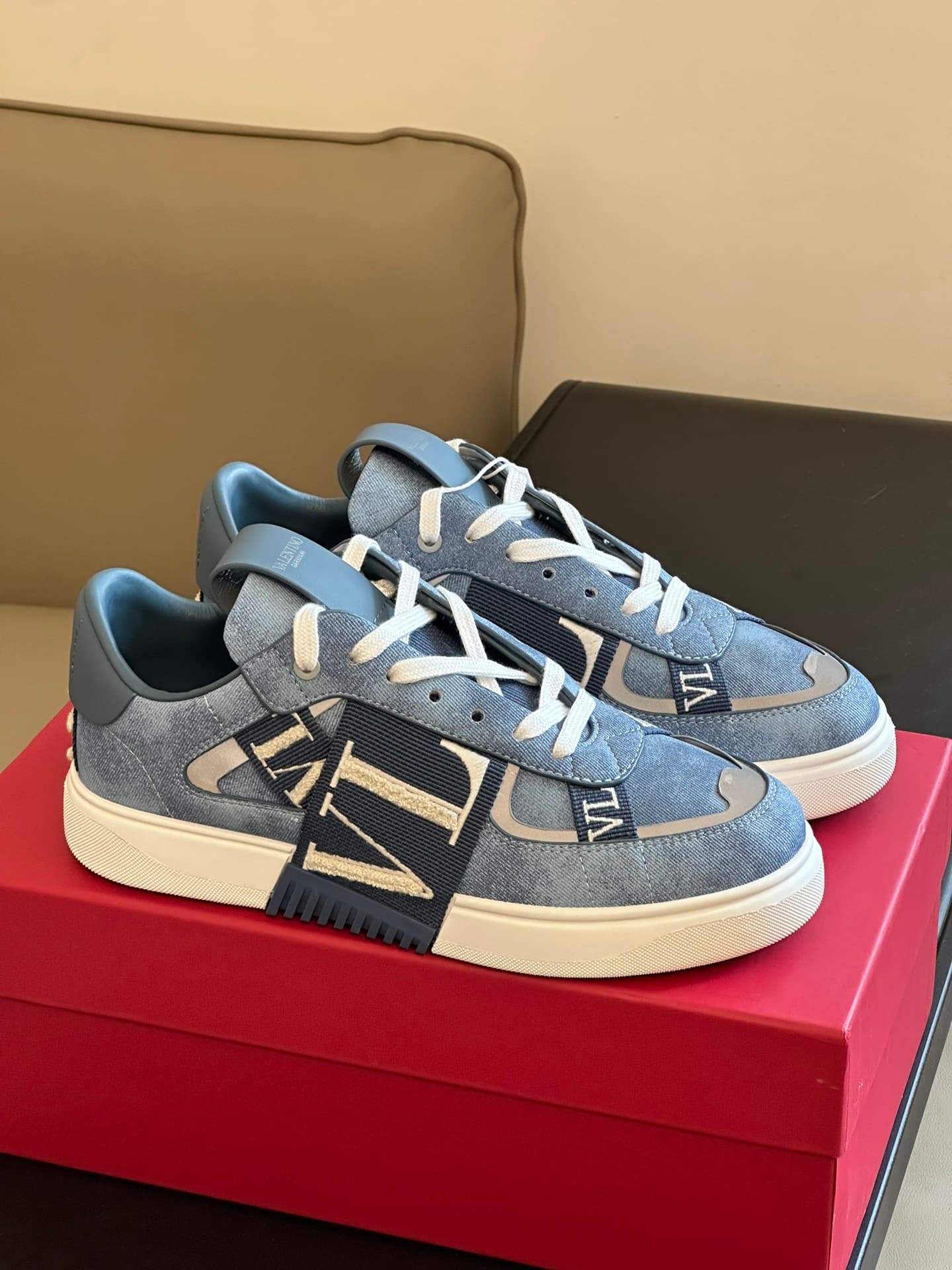Valentino Garavani VLTN low-top Sneakers Men Women