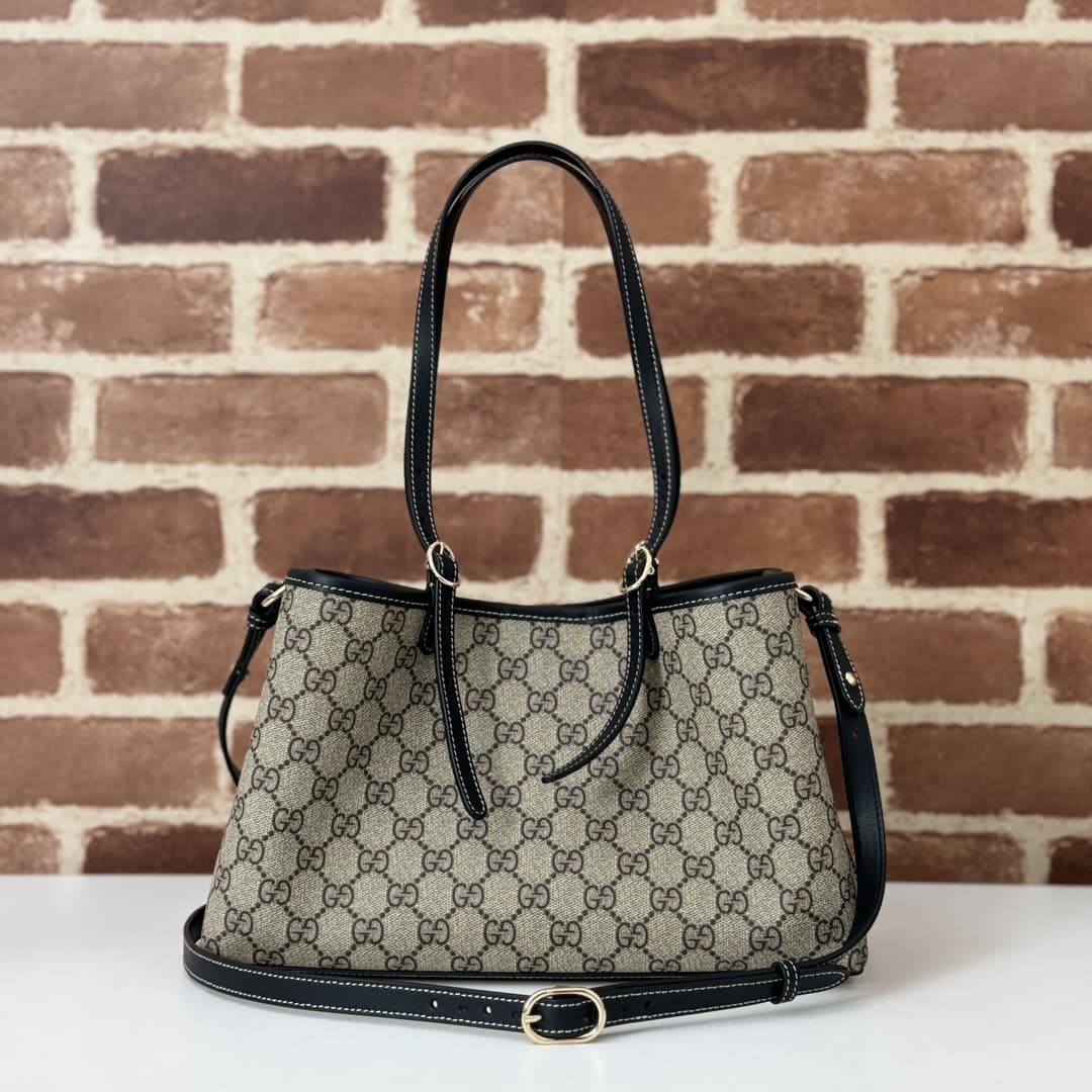 Gucci GG Emblem medium tote bag 815214 High