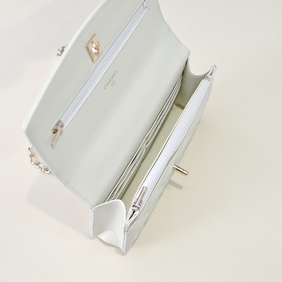 Chanel Wallet on Chain Grained Calfskin & Gold-Tone Metal White AP4401 A