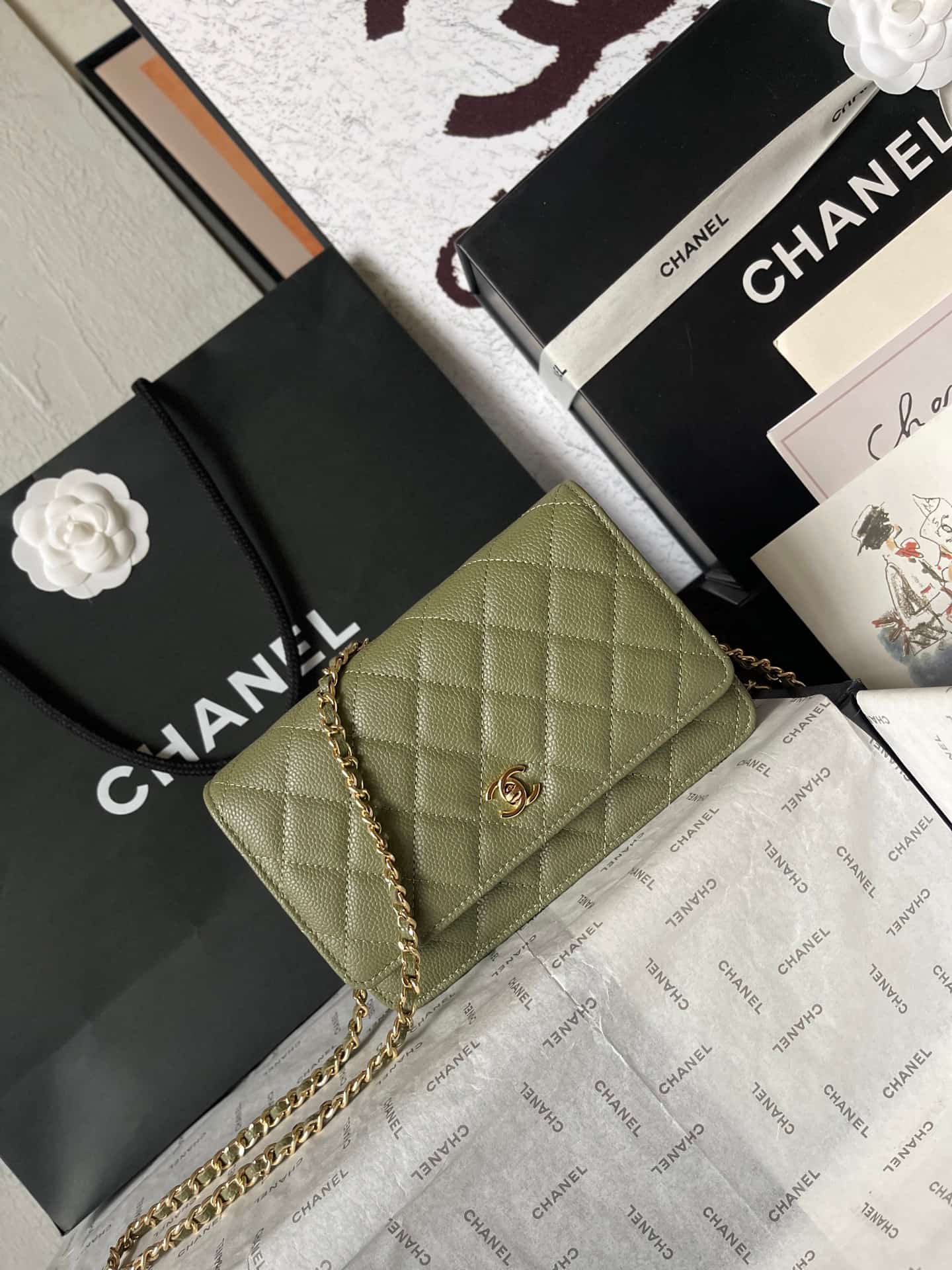 Chanel Classic Wallet on Chain Grained Shiny Calfskin & Gold-Tone Metal AP4241 Dark Green A