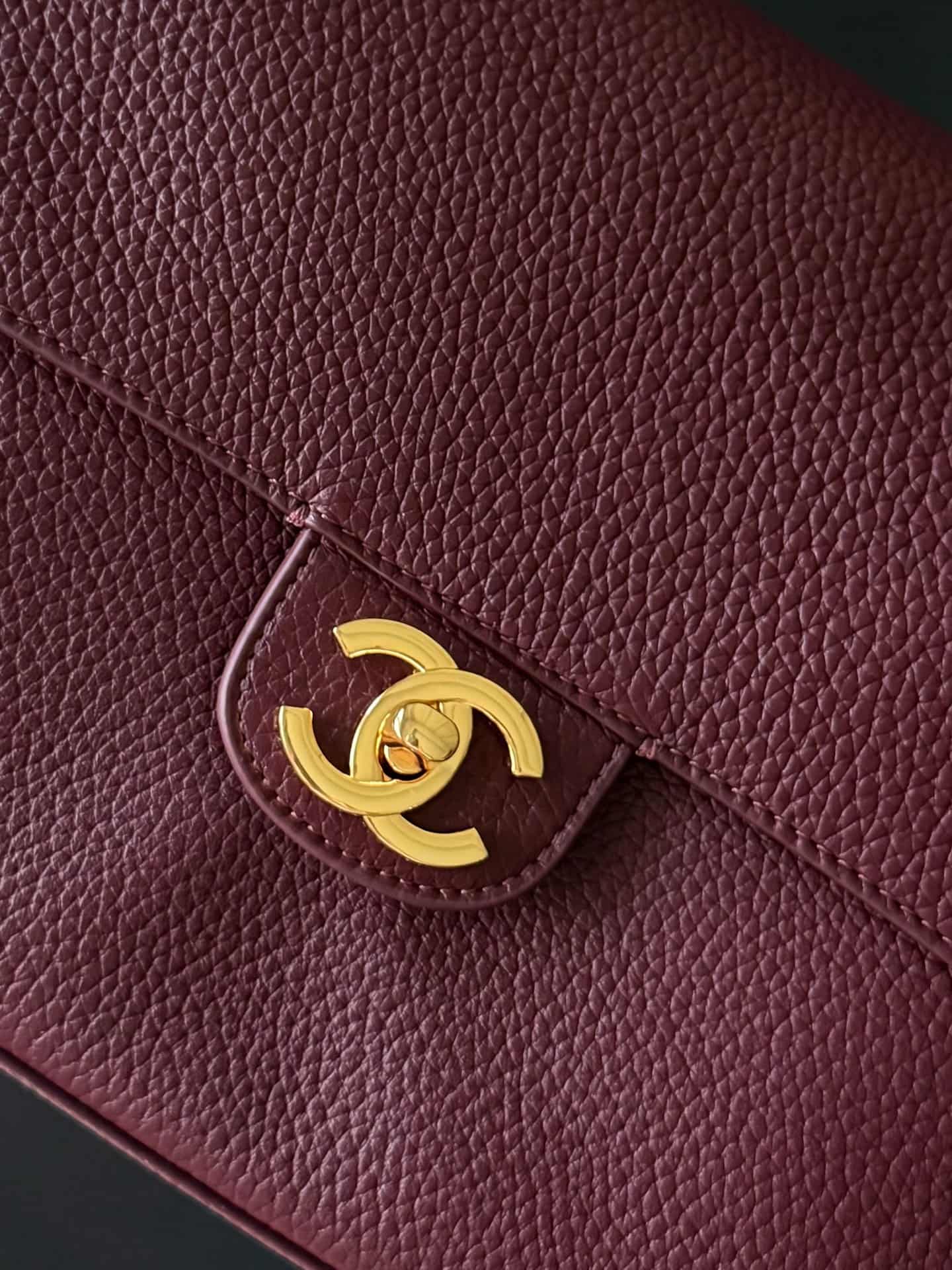 Chanel Maxi Flapbag Grained Calfskin & Gold-Tone Metal Claret AS6231 A