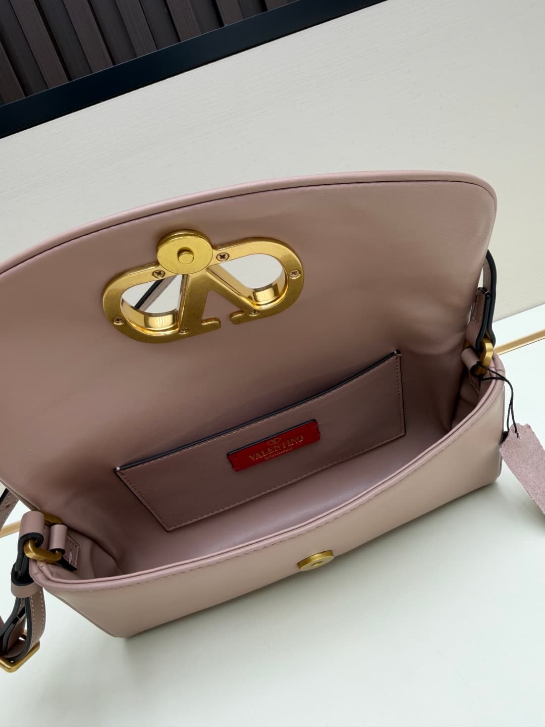 Valentino Garavani Devain Small Nappa Shoulder Bag Pink High
