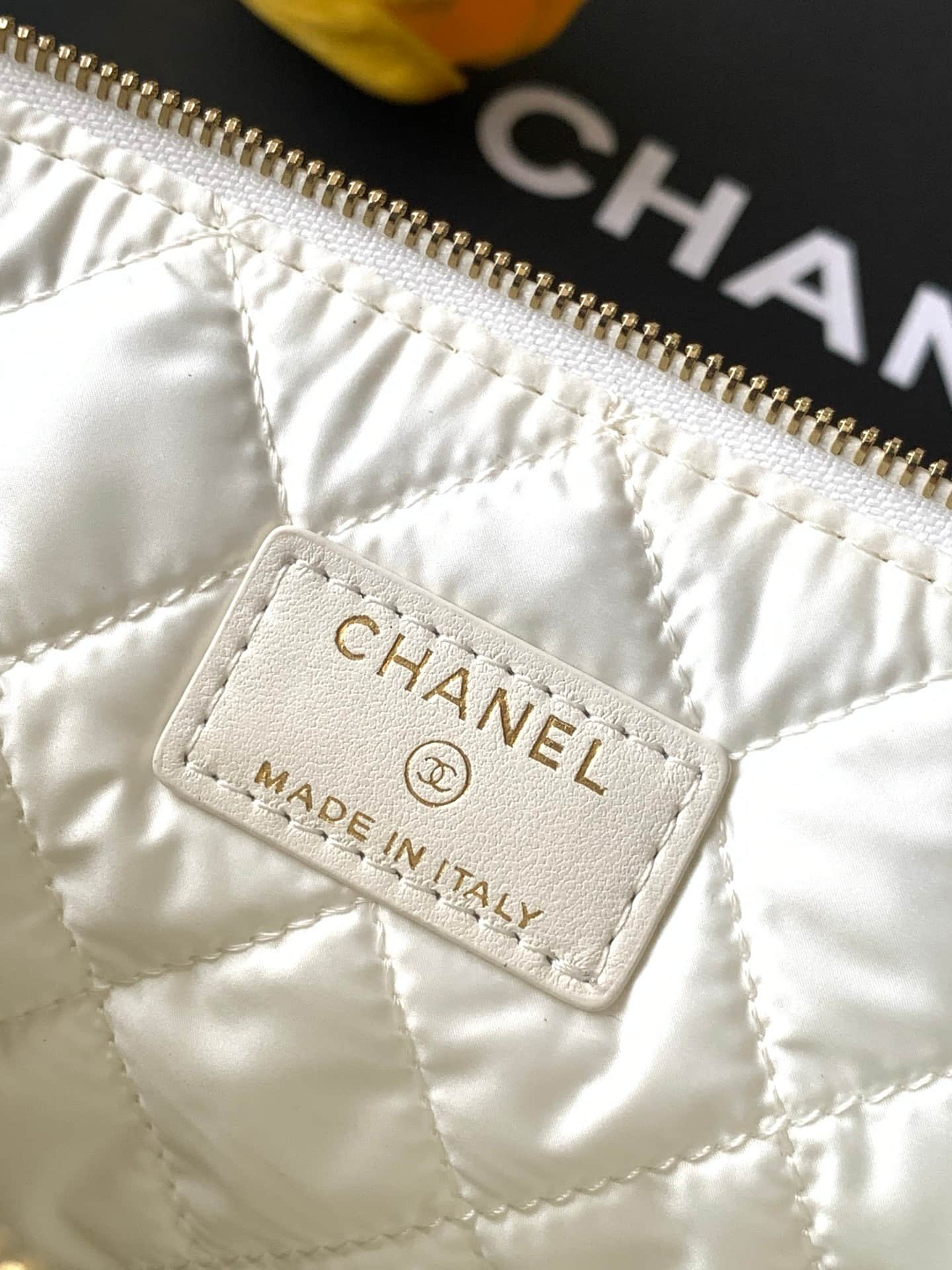 Chanel Zipped Case Printed Fabric & Gold-Tone Metal Black & White AS4988 A