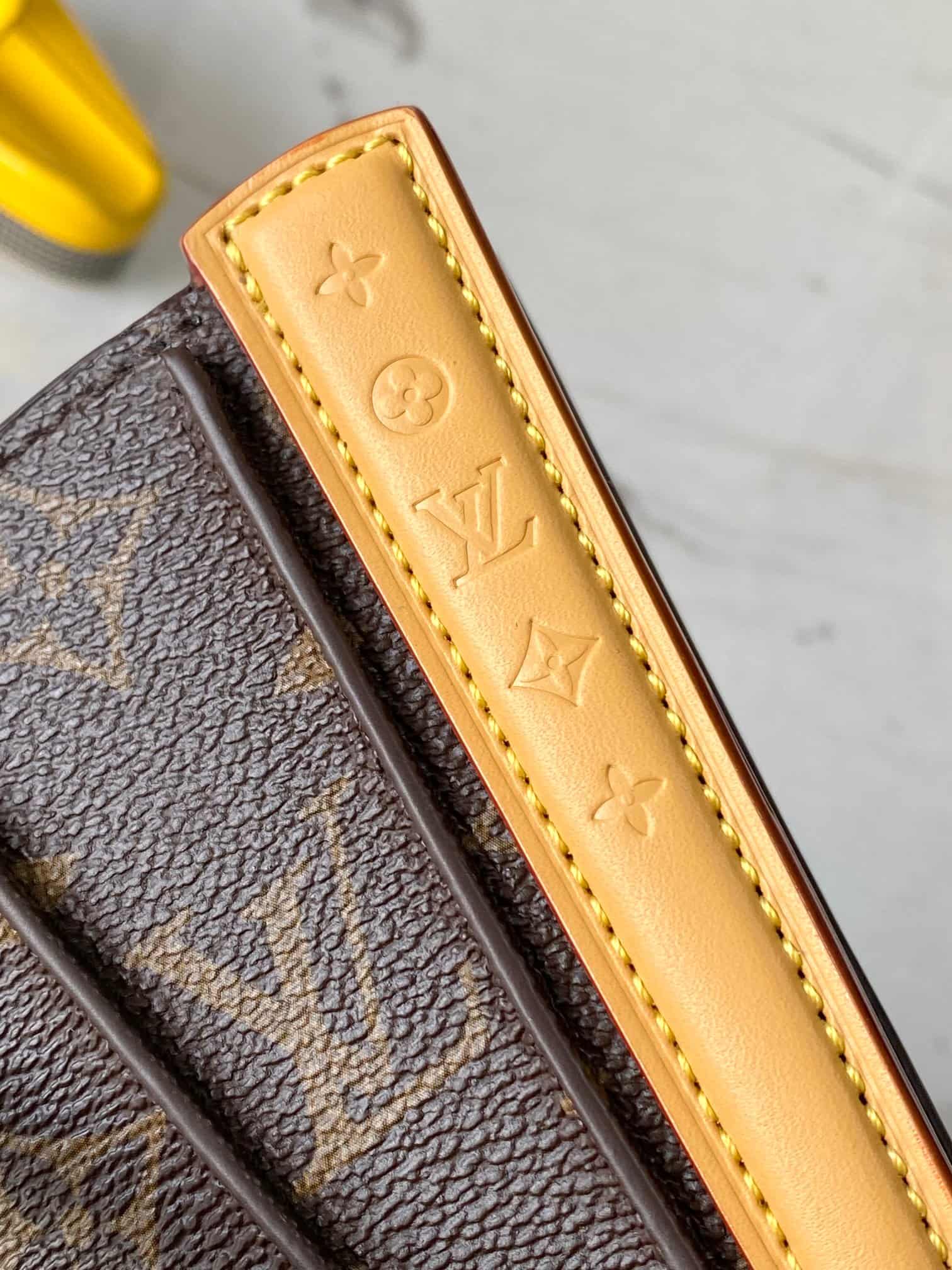 Louis Vuitton Fan Monogram coated canvas M14804 Top