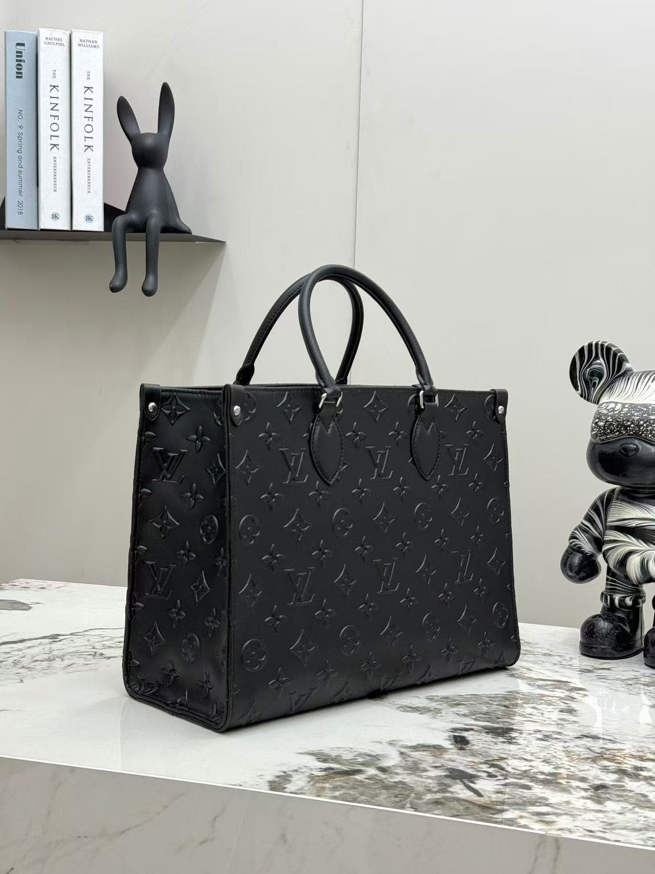 Louis Vuitton OnTheGo MM in Black Embossed Monogram High