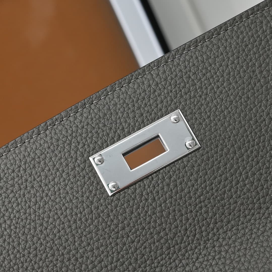 Hermes Kelly depeches Togo 36 briefcase In EtaIn Metal CalfskIn WAX High